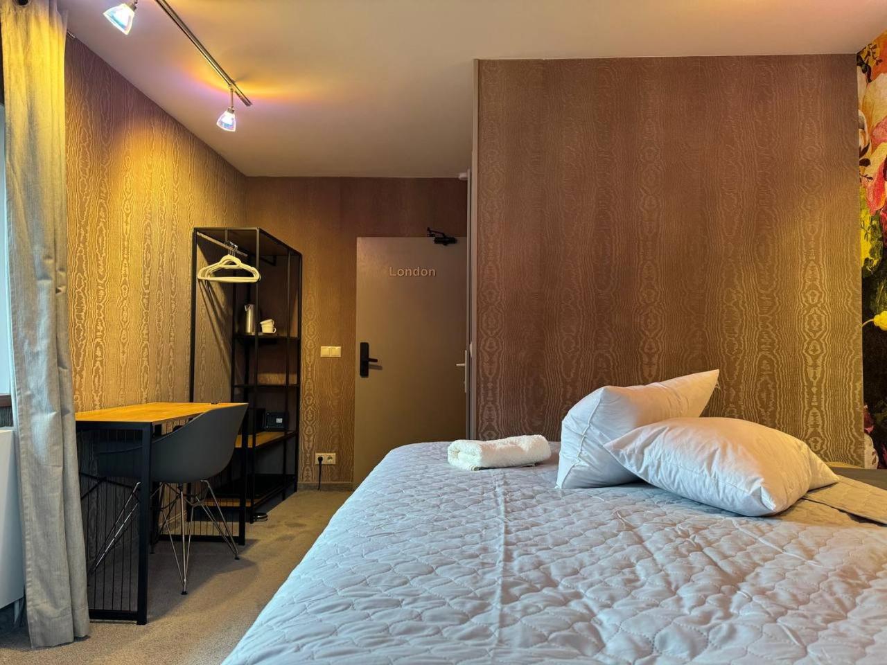 Double Room with Mountain View photo 2