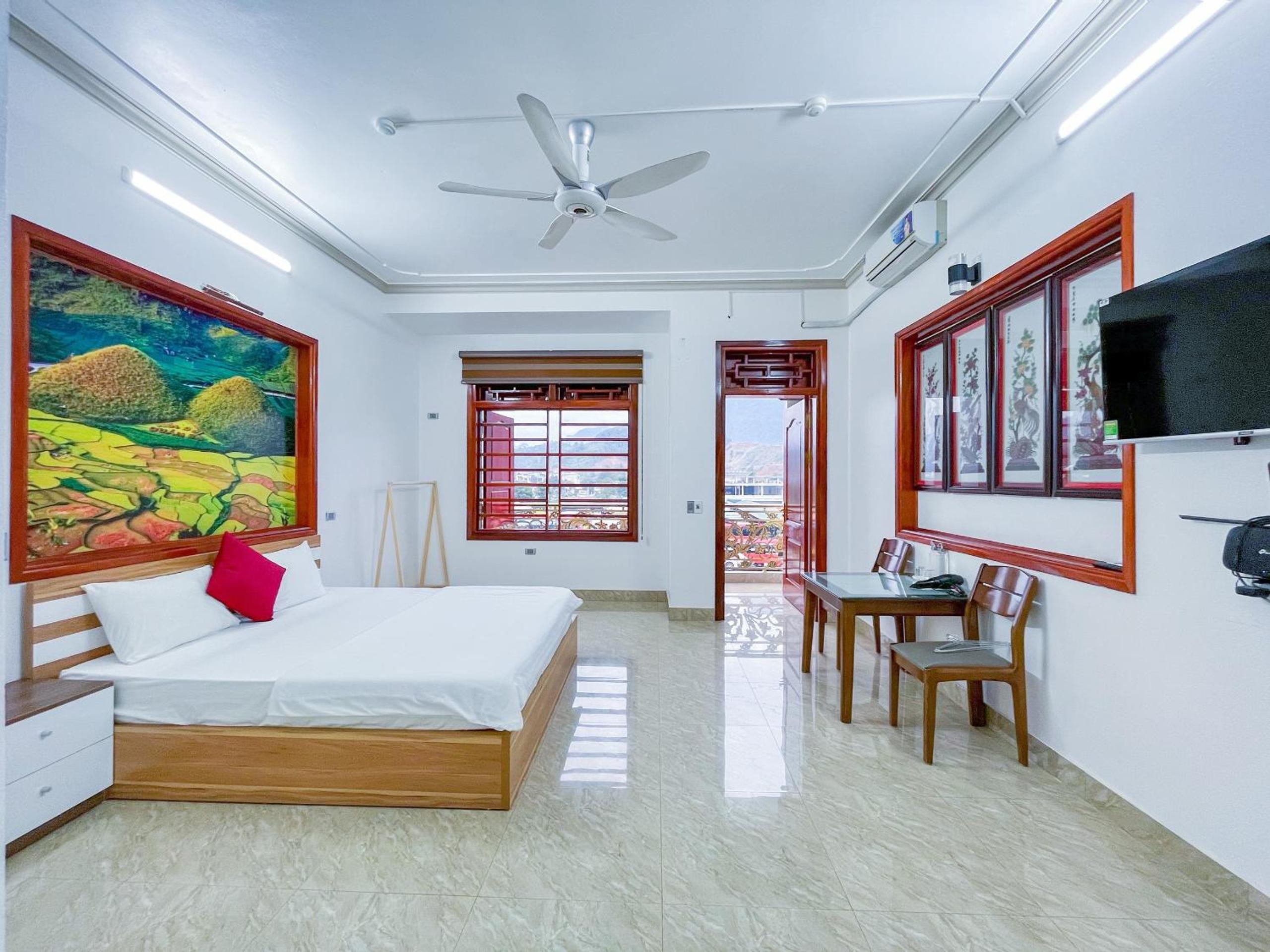 Deluxe Double Room with Balcony