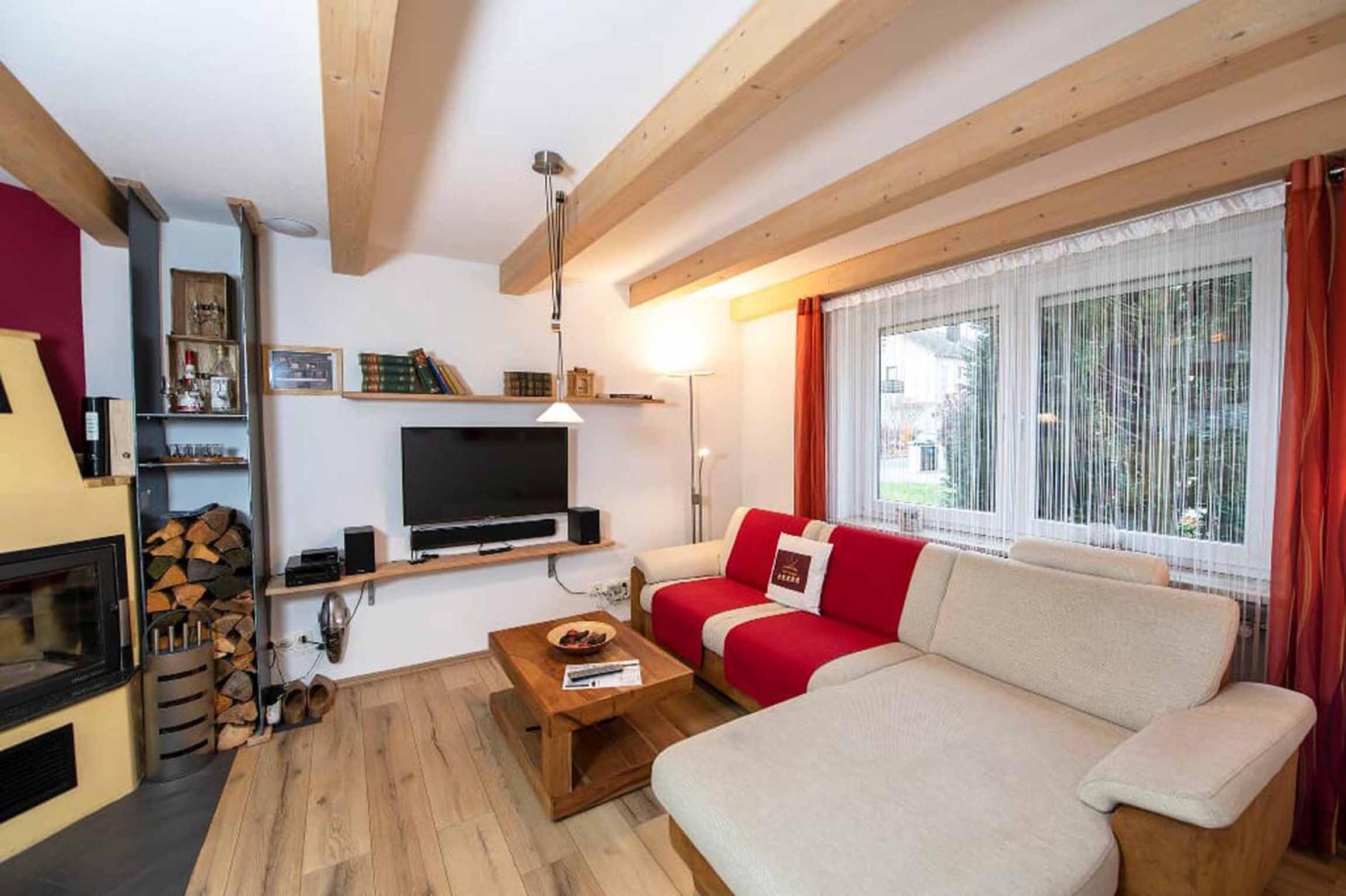 Apartment with Terrace photo 3