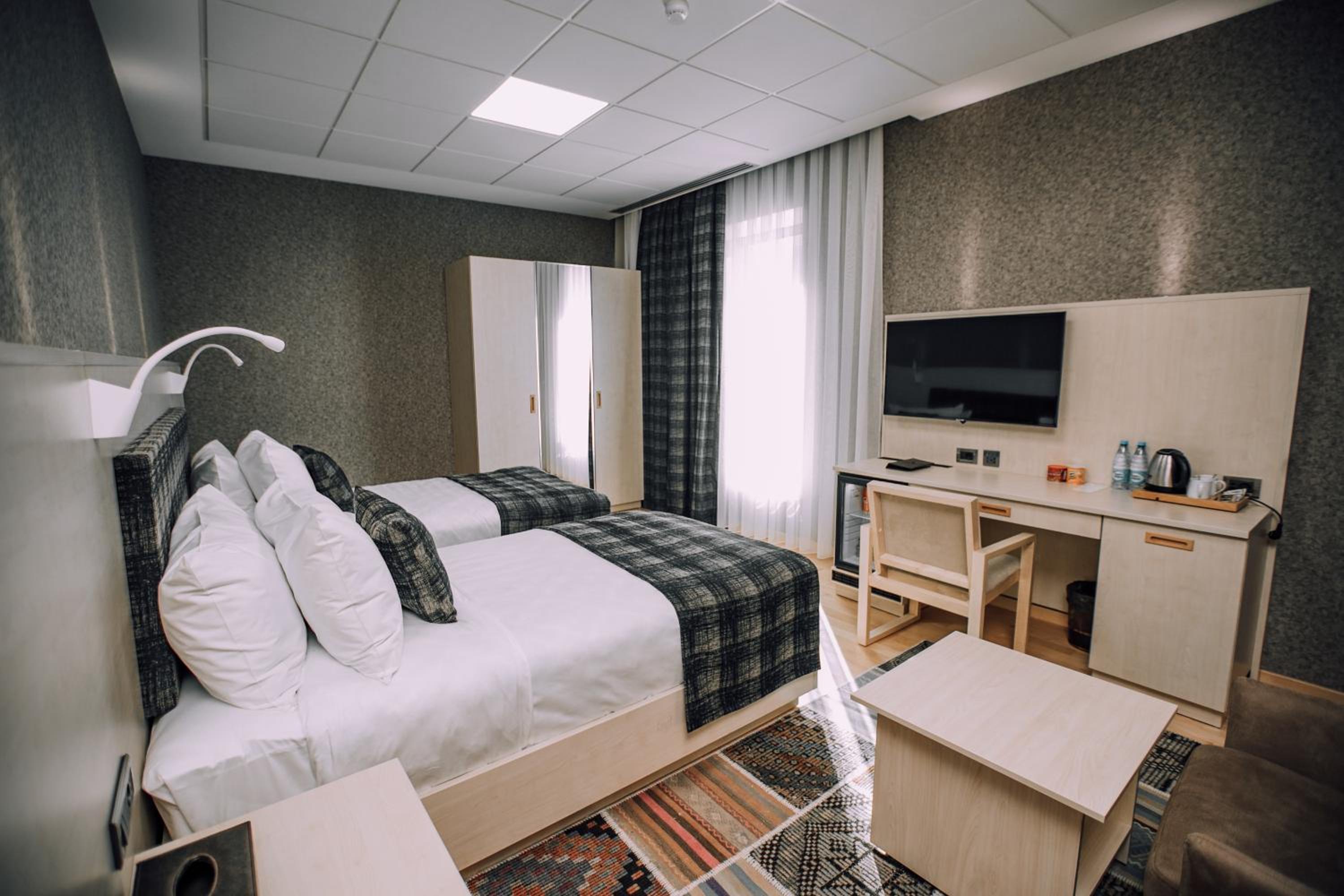 Large Double Room