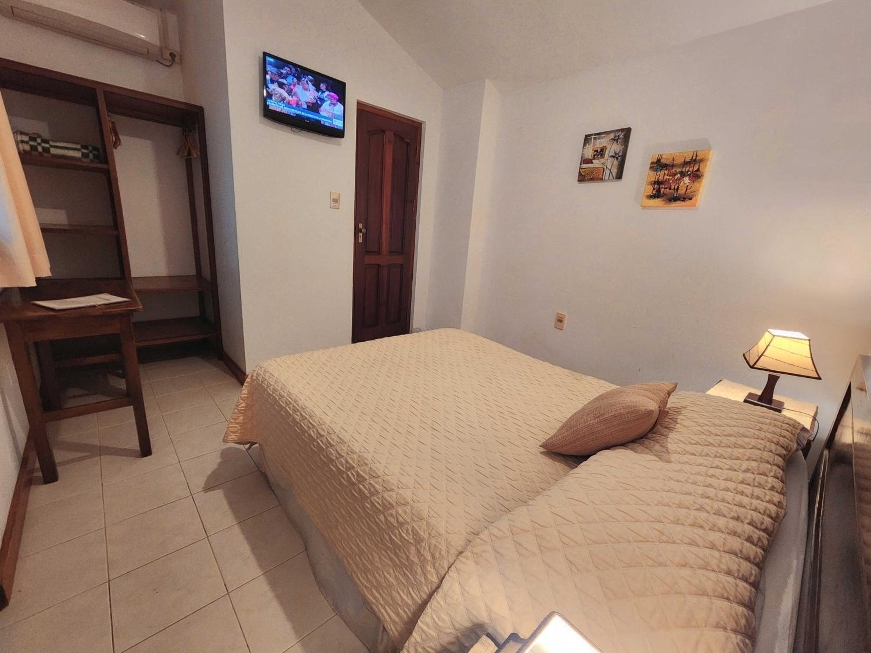 Economy Double Room photo 3