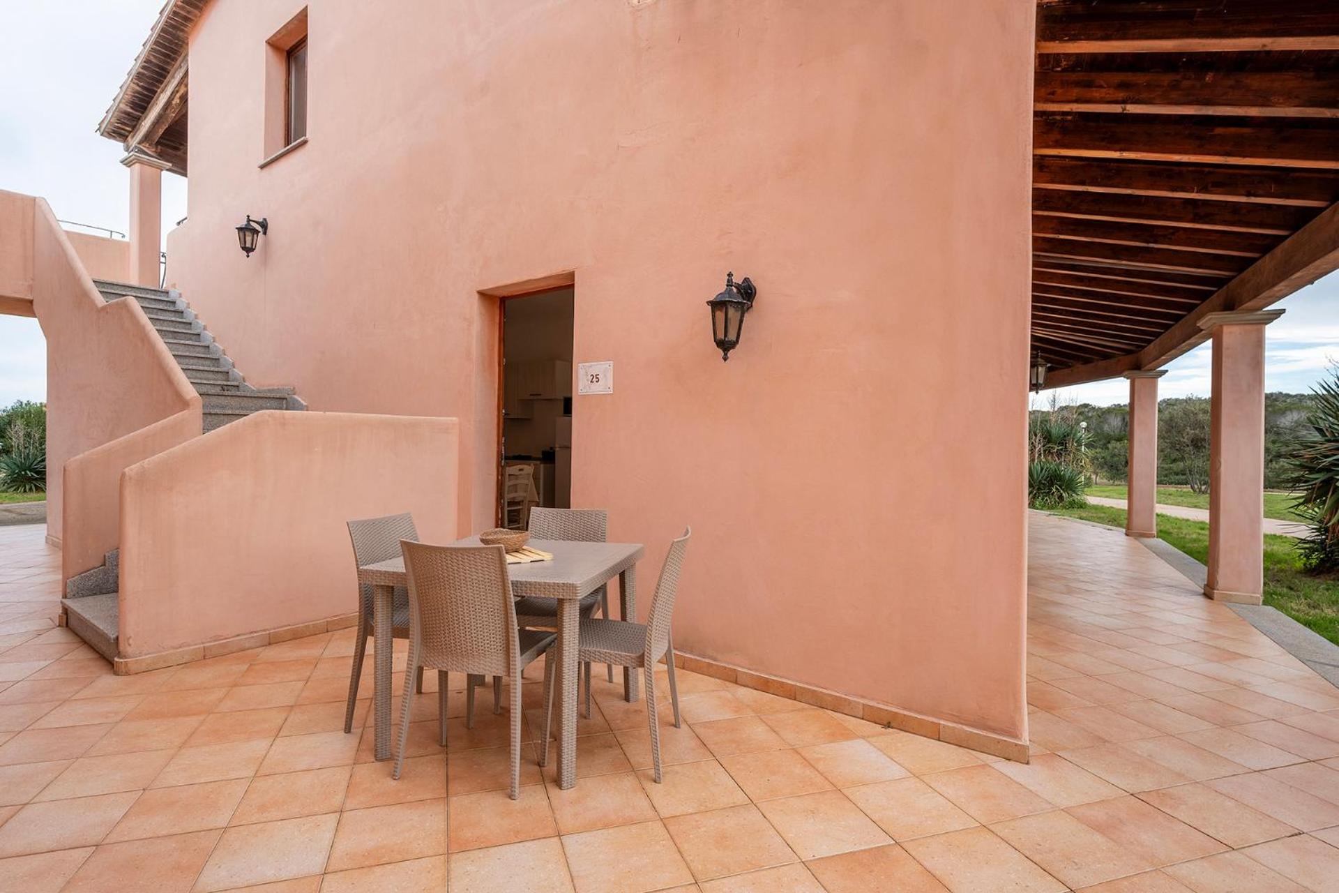 Studio with Sleeping Alcove, Air Conditioning and Terrace or Balcony (4 People) photo 2