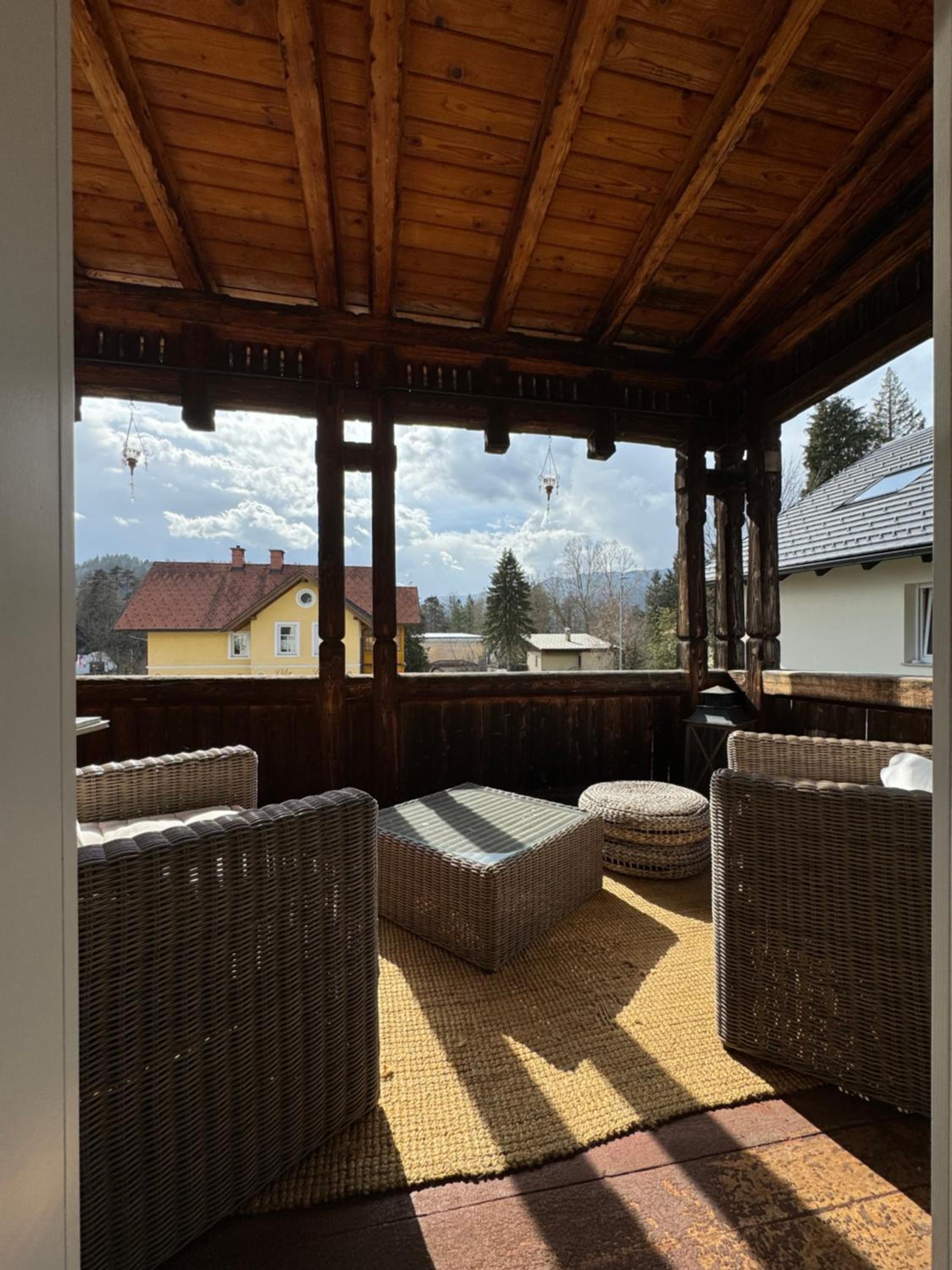 Deluxe Double Room with Balcony photo 2