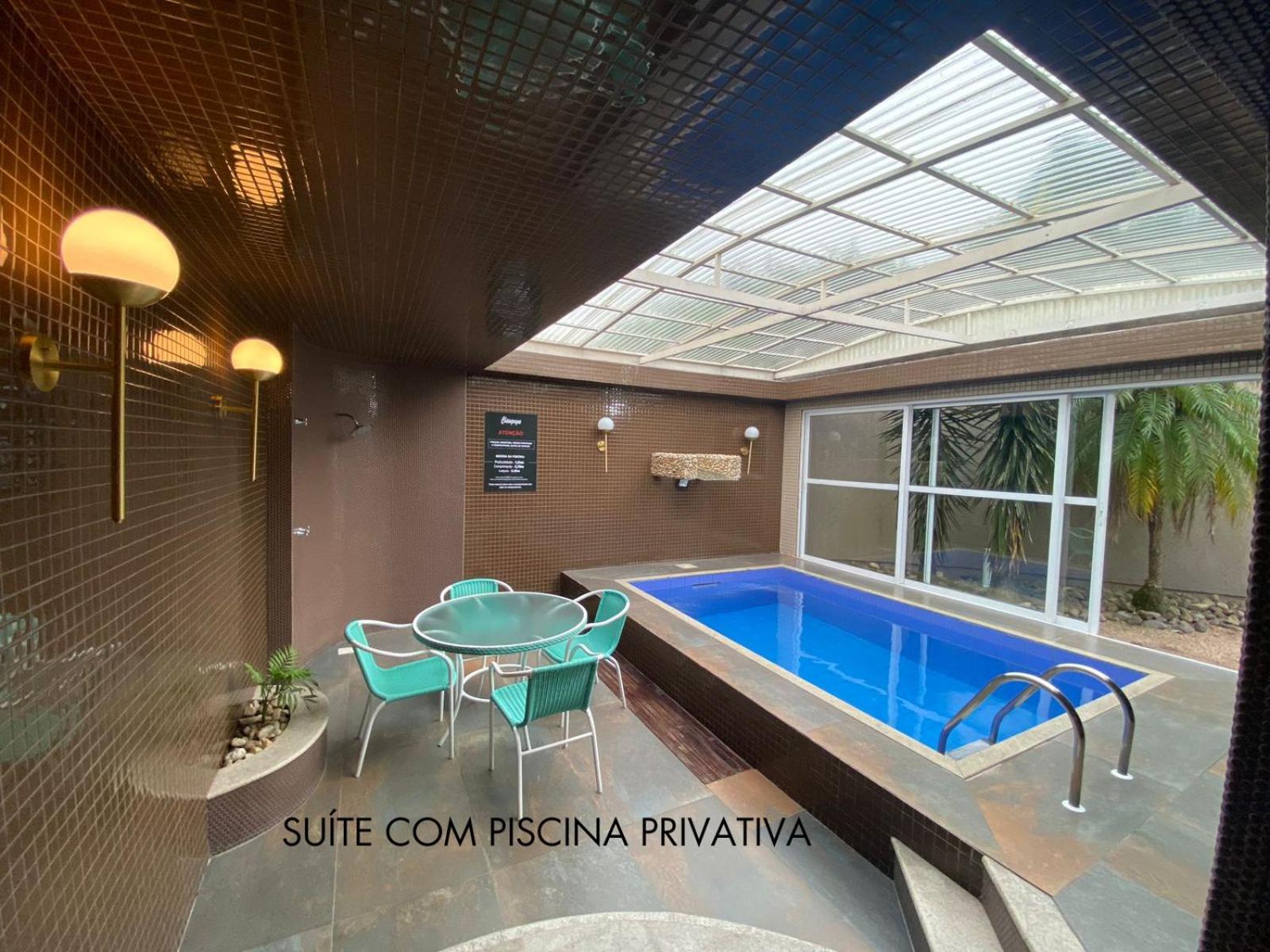 Suite with Private Pool - Photo 4