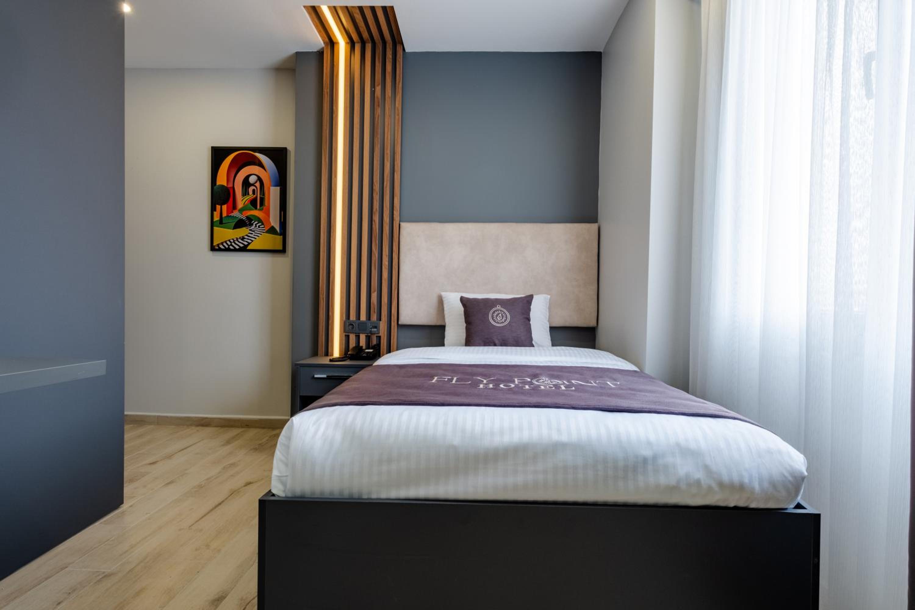 Deluxe Single Room