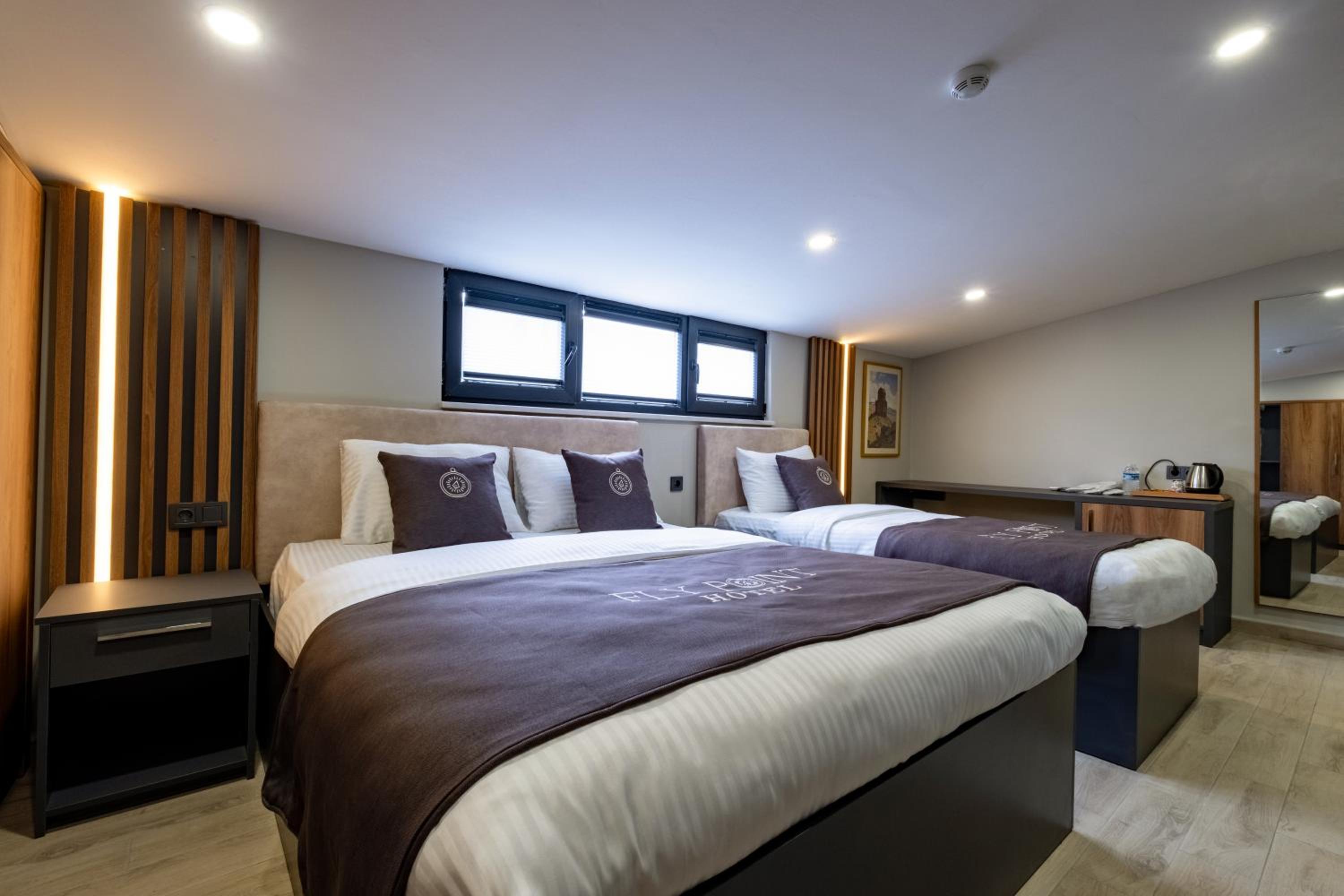 Deluxe Triple Room - Photo 3