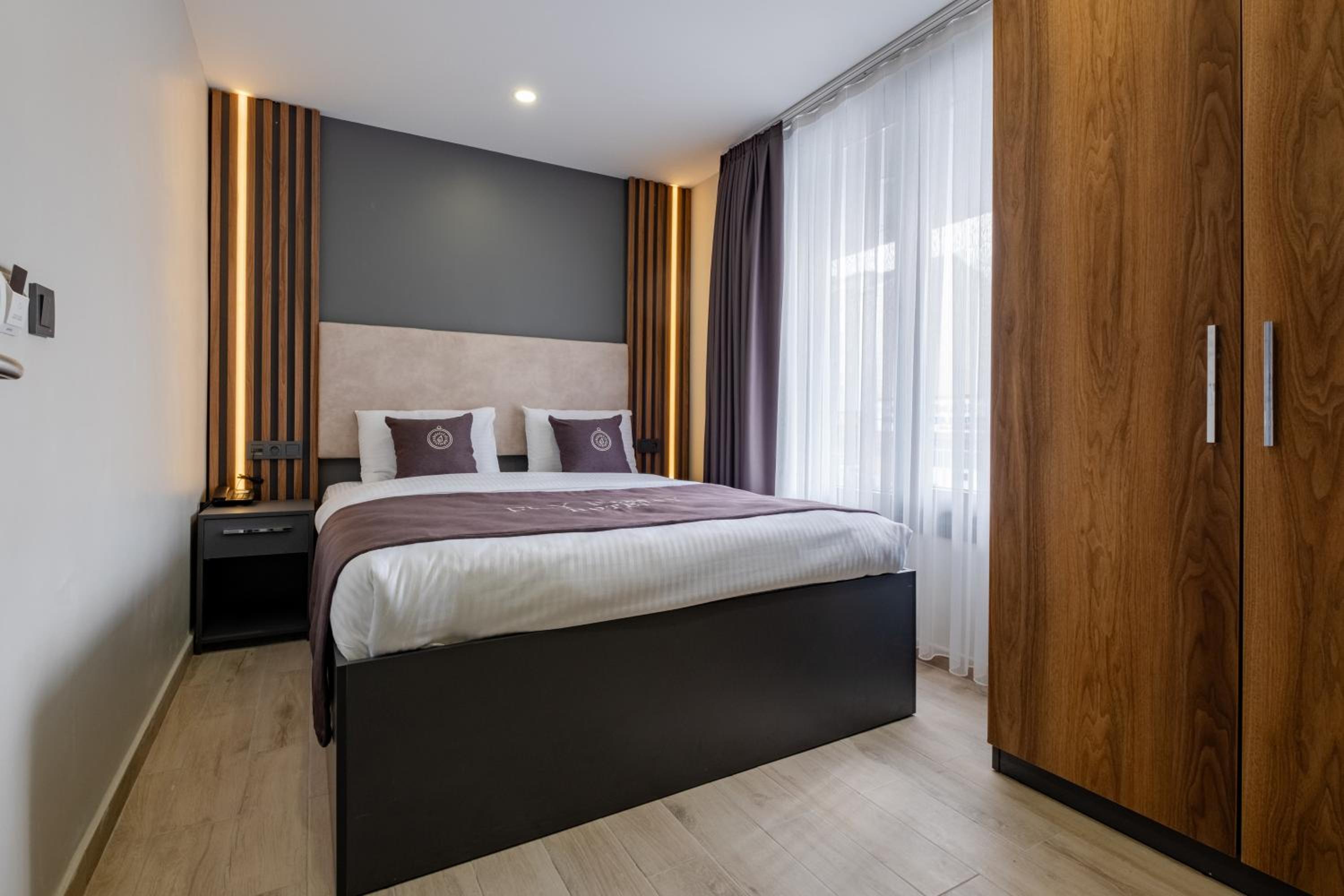 Deluxe Double Room - Photo 2