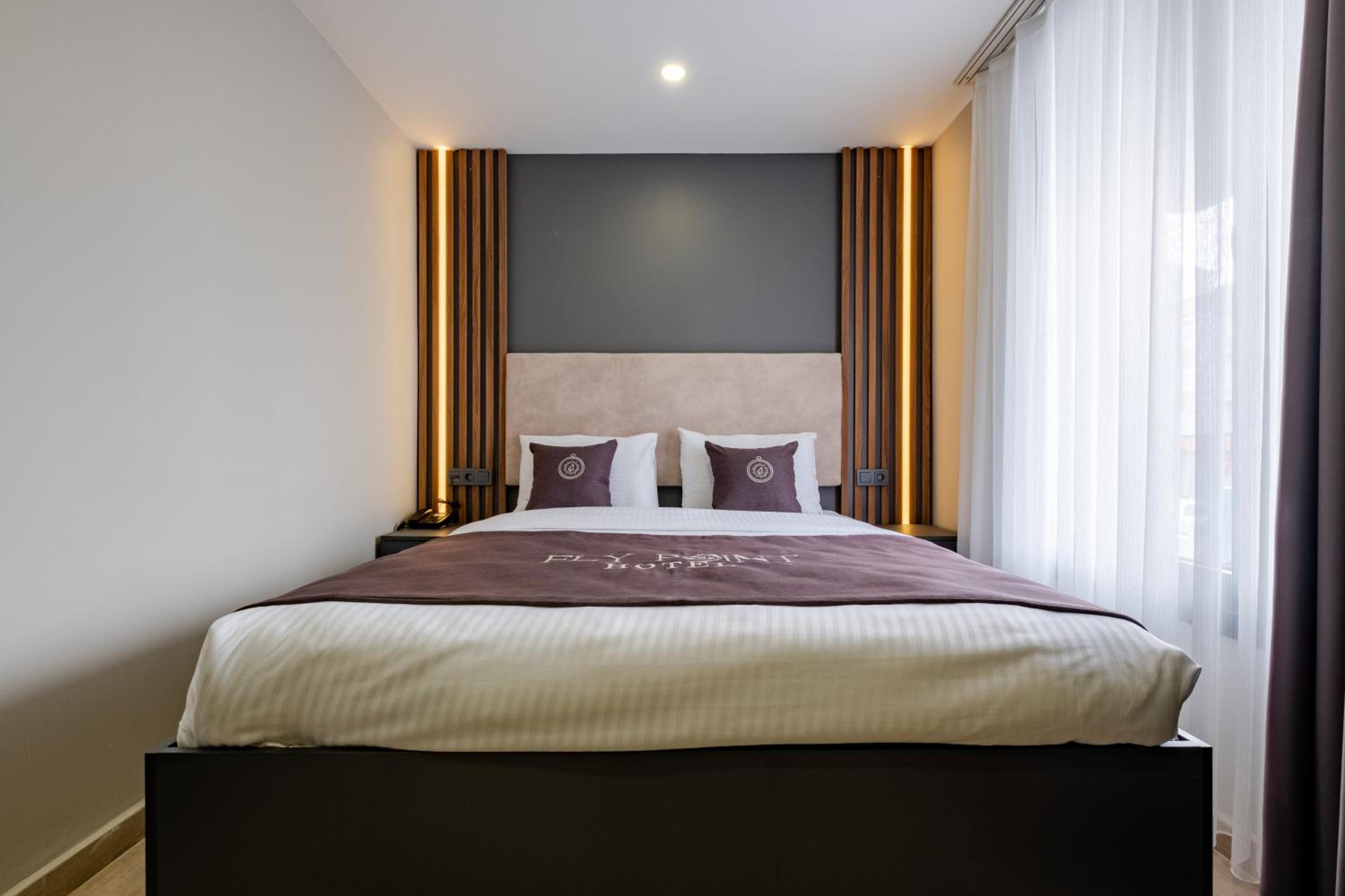 Deluxe Double Room - Photo 1