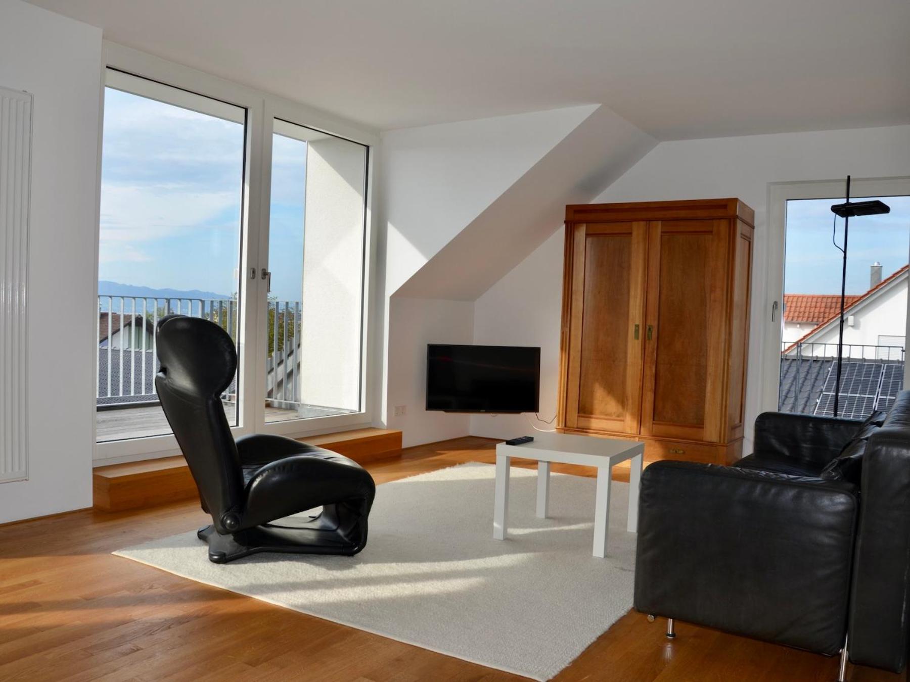 Apartment with Lake View photo 1