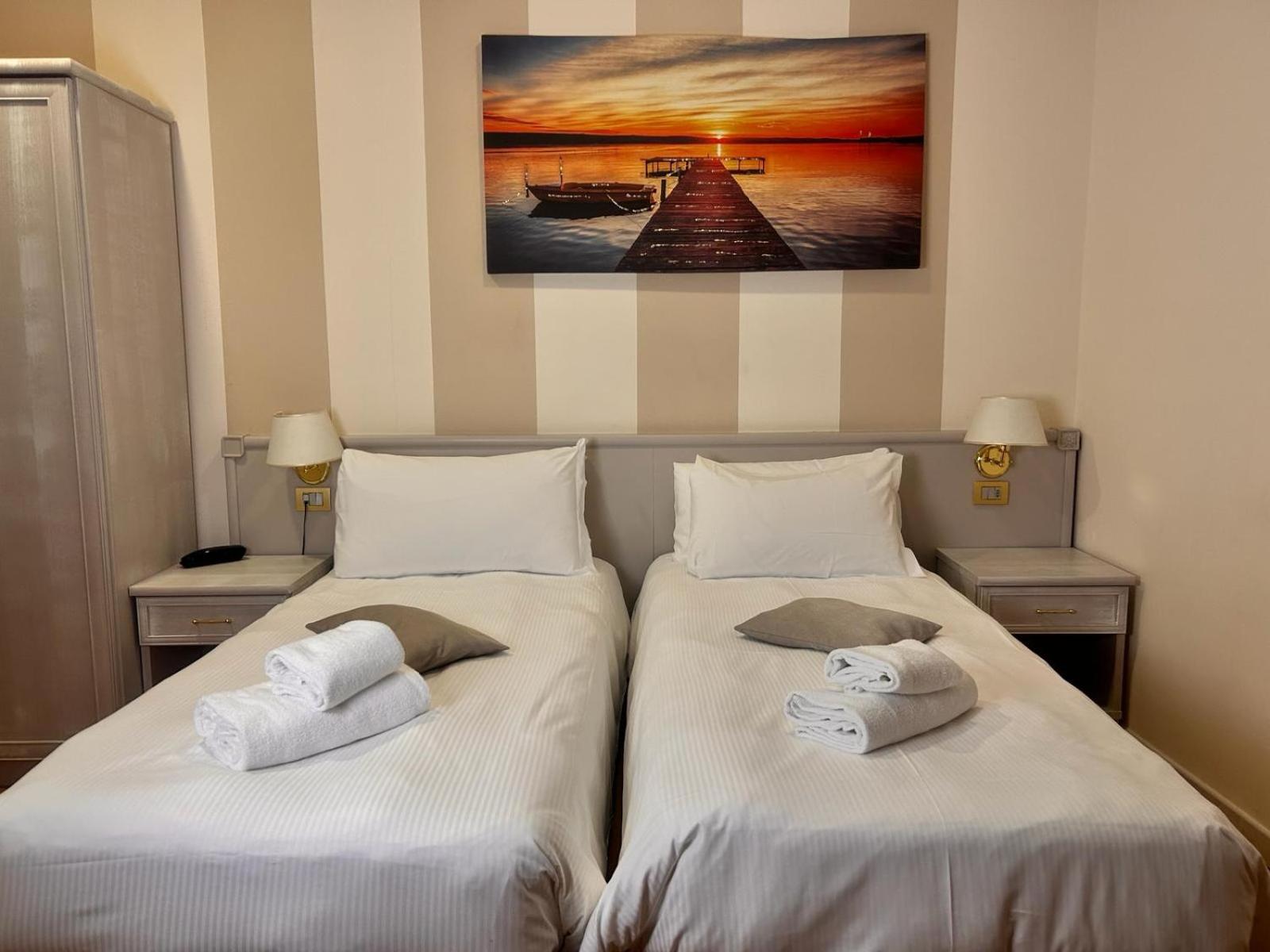 Twin Room photo 2