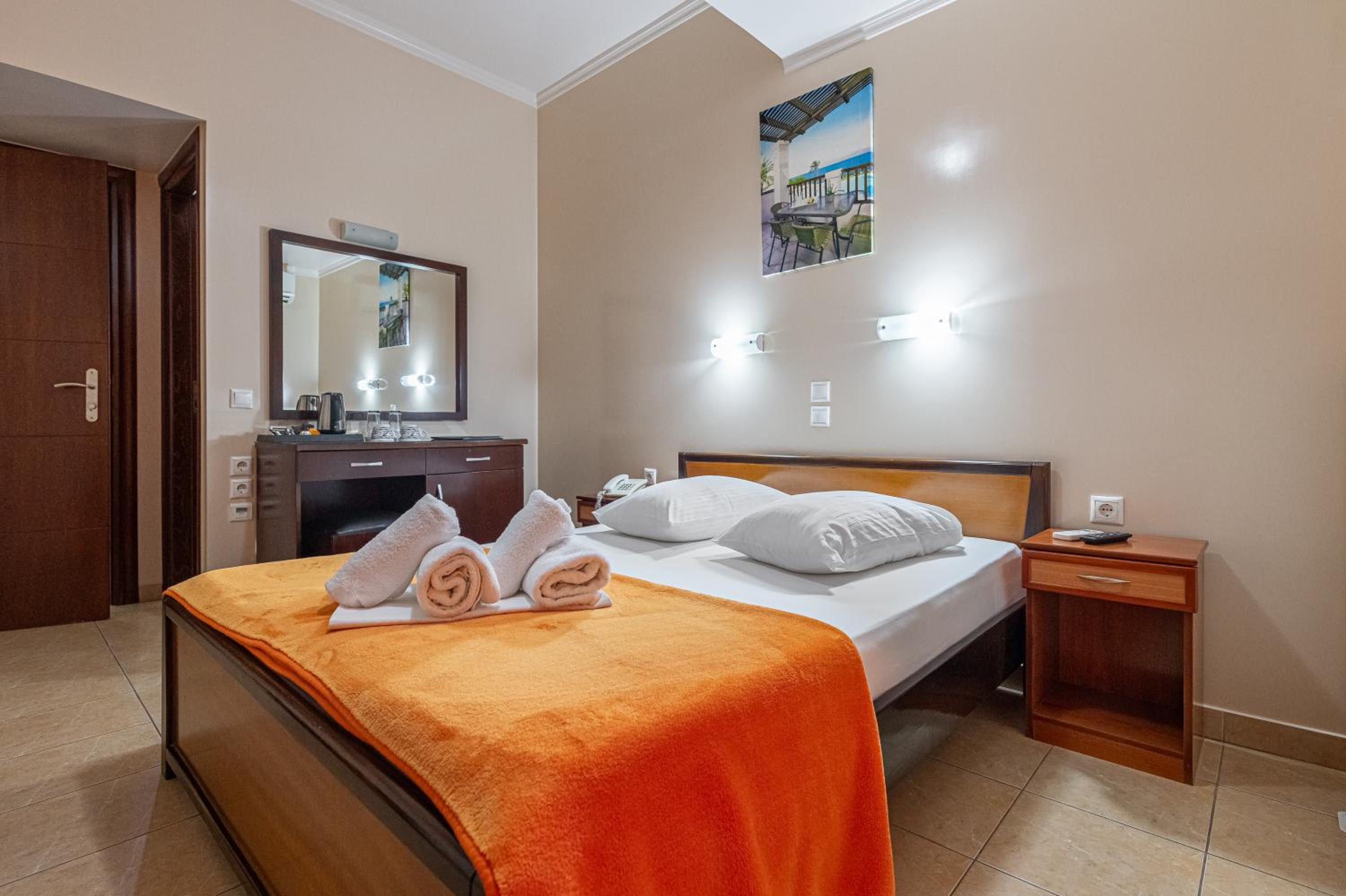Economy Double or Twin Room - Photo 1