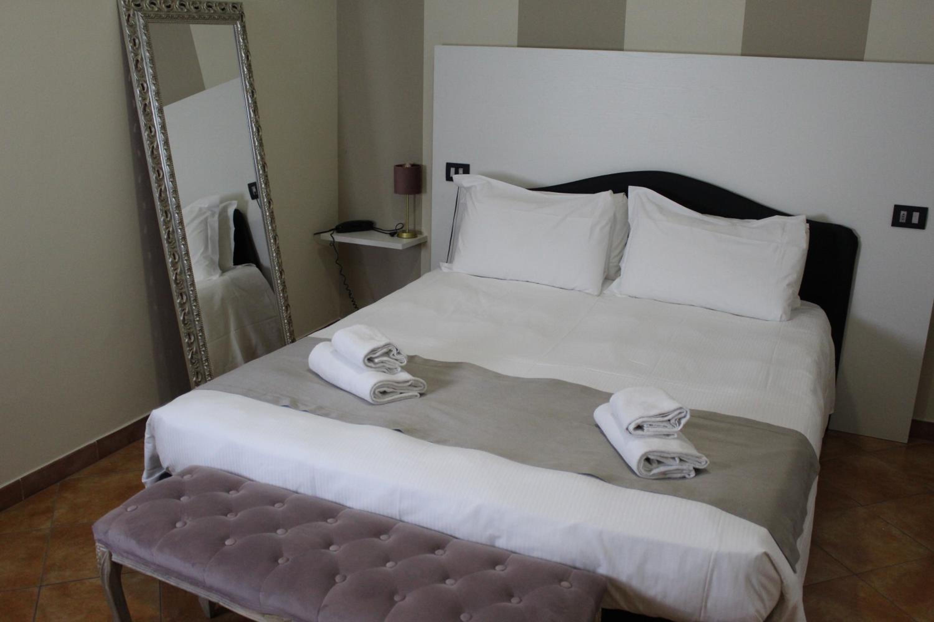 Double Room photo 2