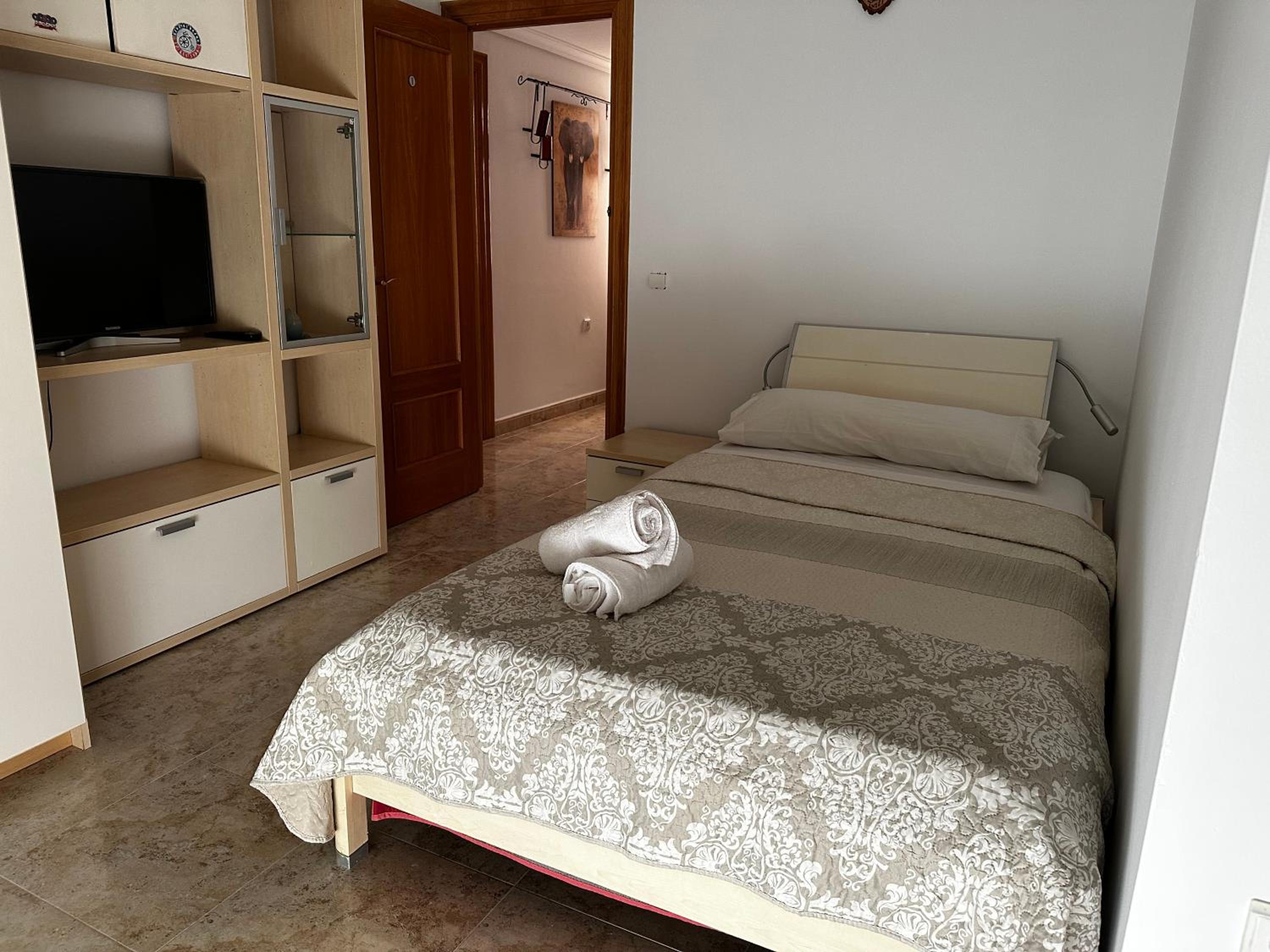 Single Room photo 3