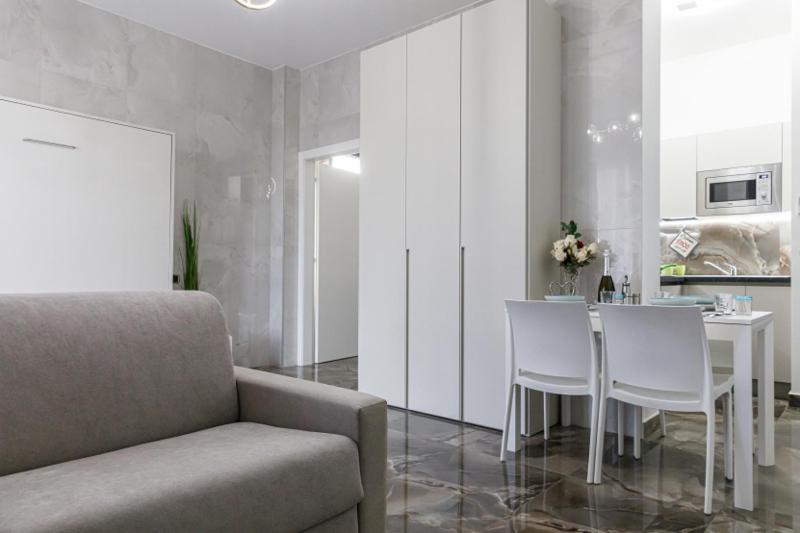 Studio Apartment photo 2