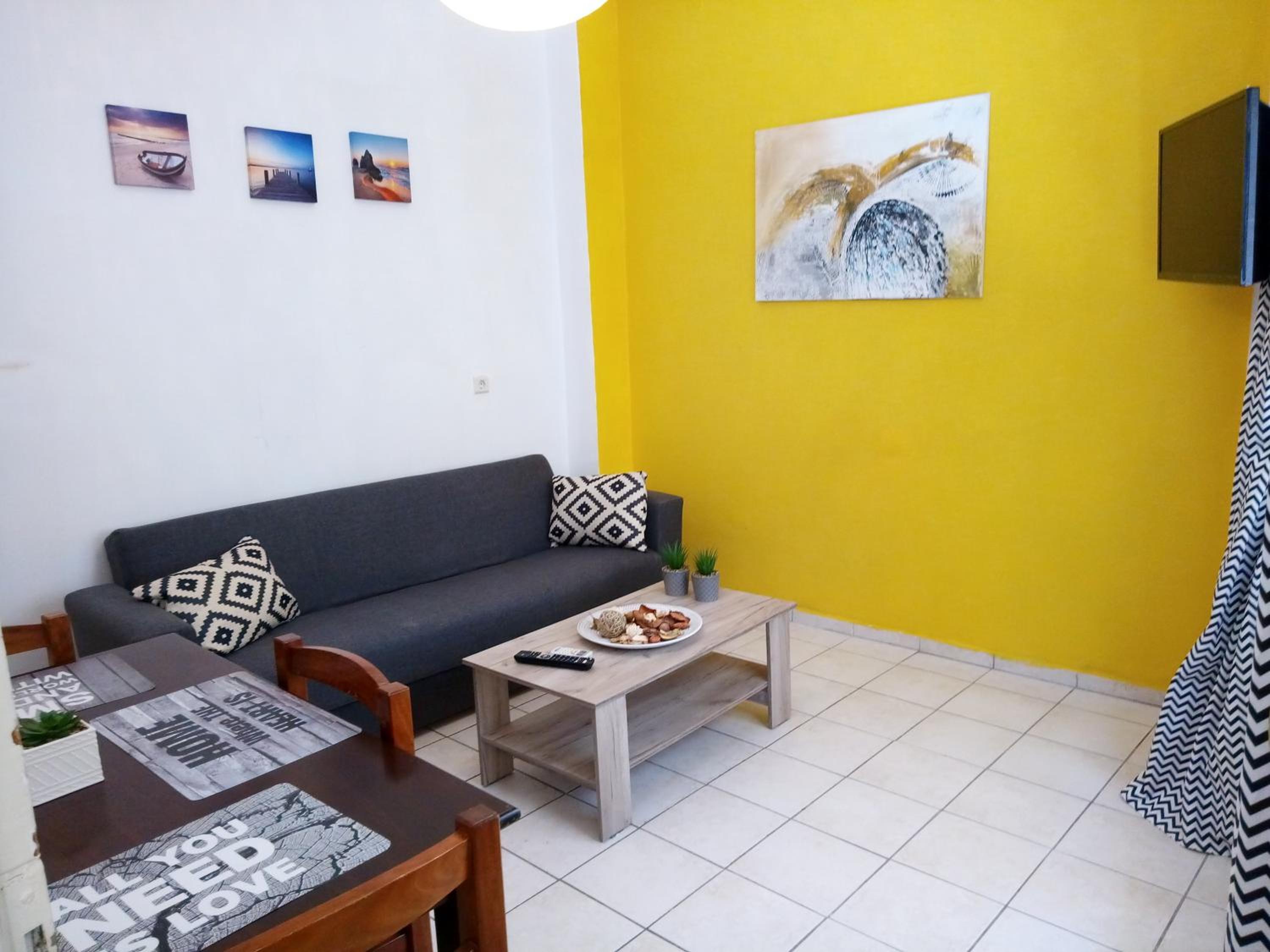 One-Bedroom Apartment