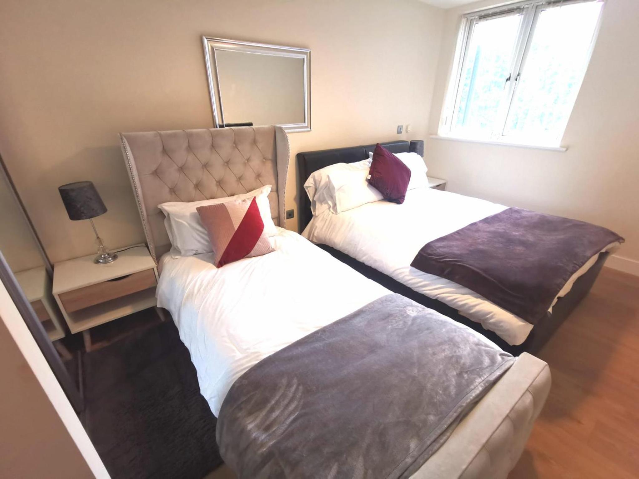 One-Bedroom Apartment - Photo 1