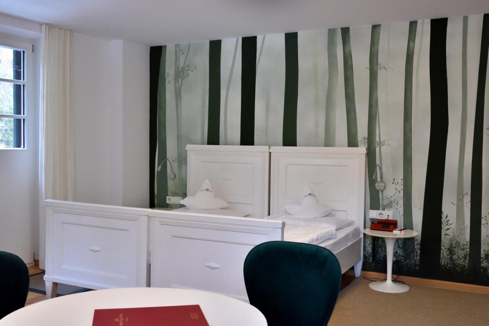 Executive Plus Double or Twin Room - Photo 13