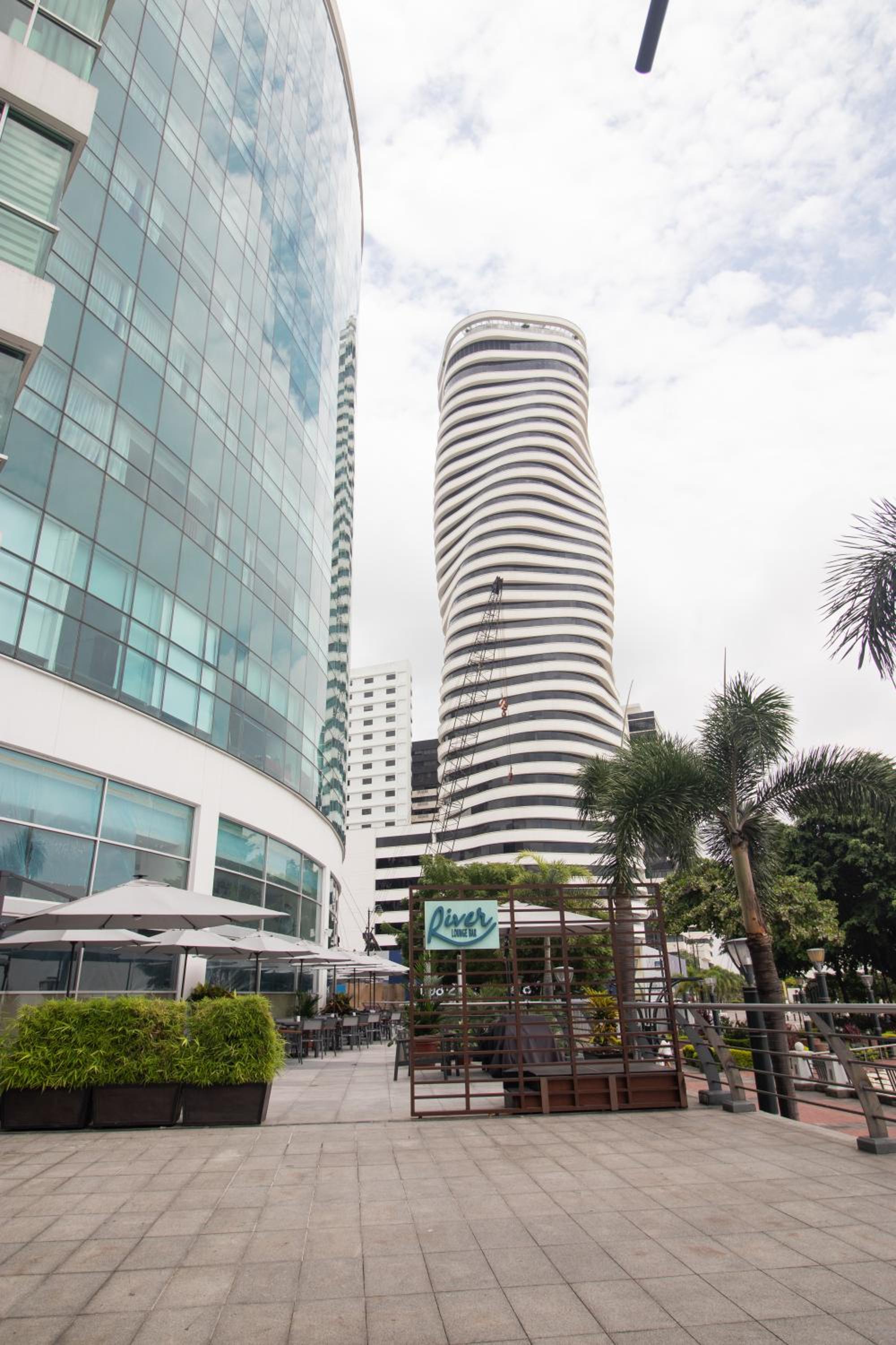 Two-Bedroom Apartment - Oceanfront  photo 2
