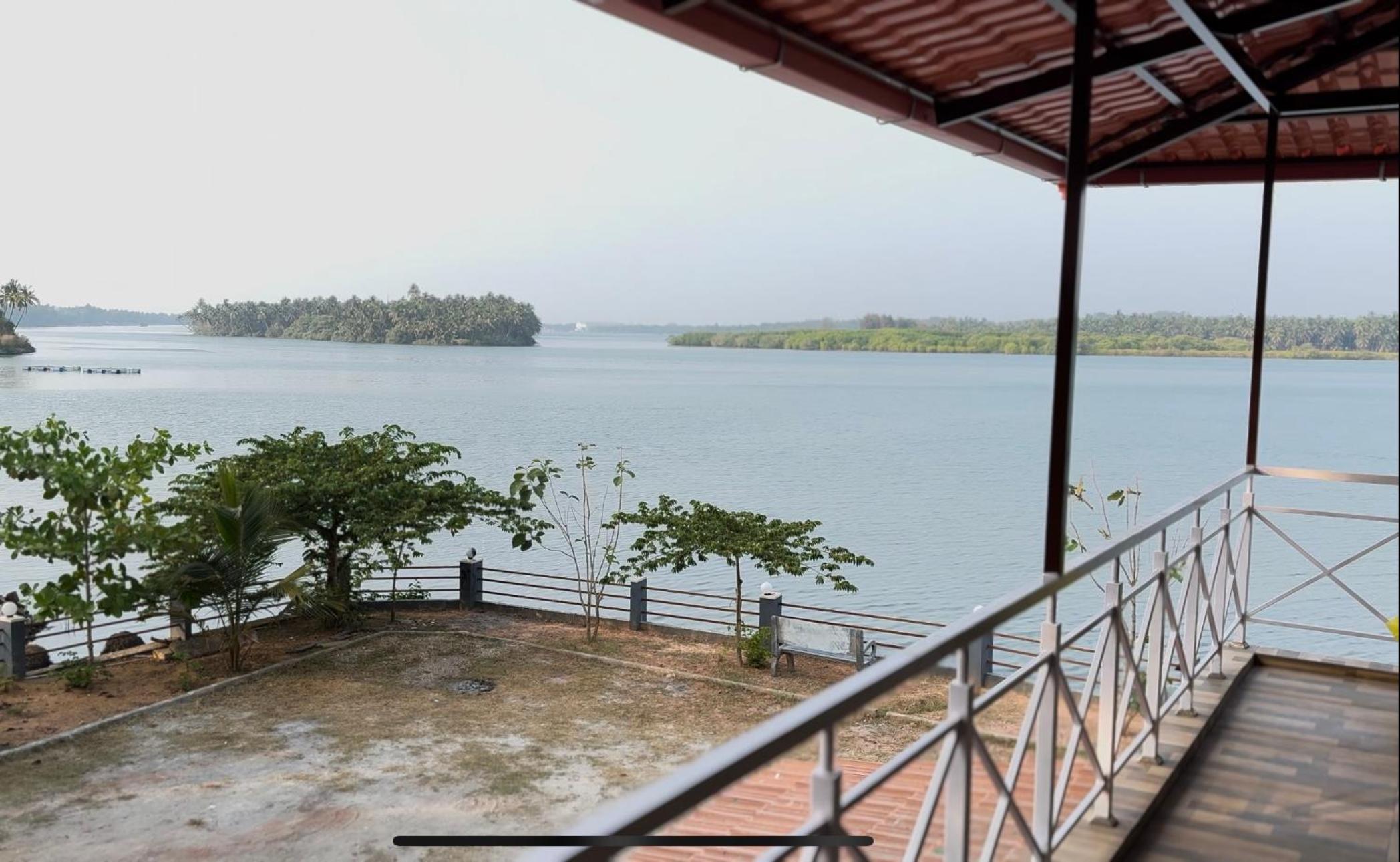 Suite With Lake View photo 2