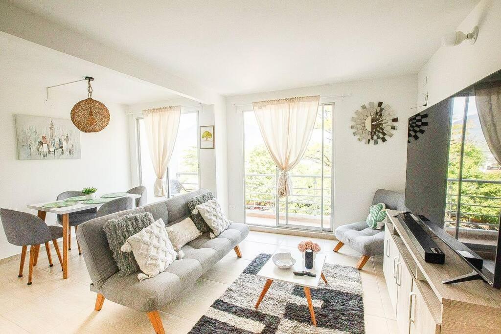 Three-Bedroom Apartment photo 1