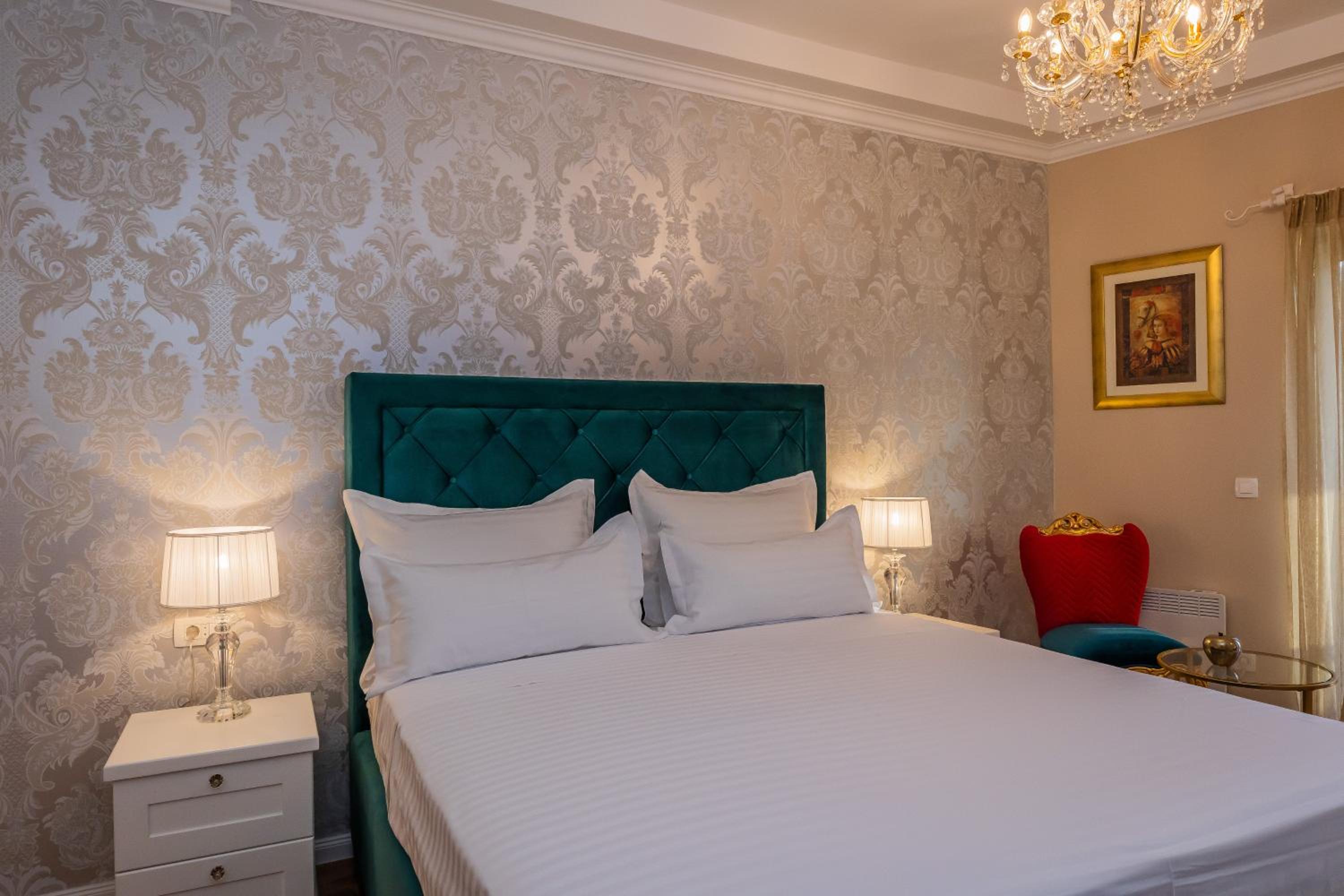 King Room with Balcony photo 3