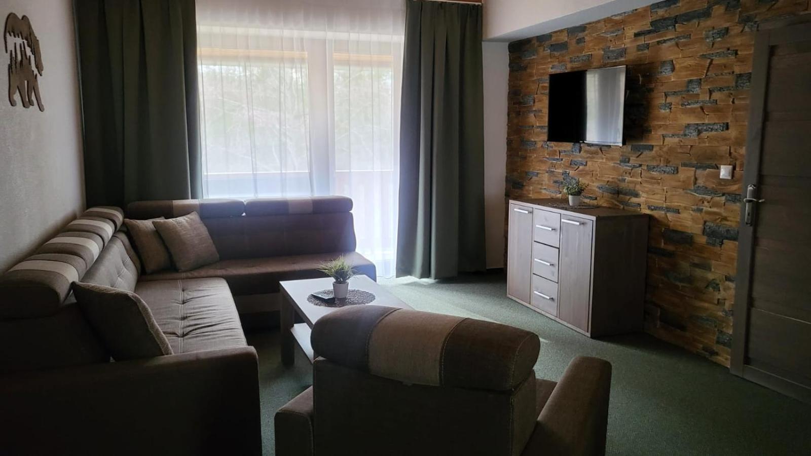 Apartment with Balcony - Photo 13
