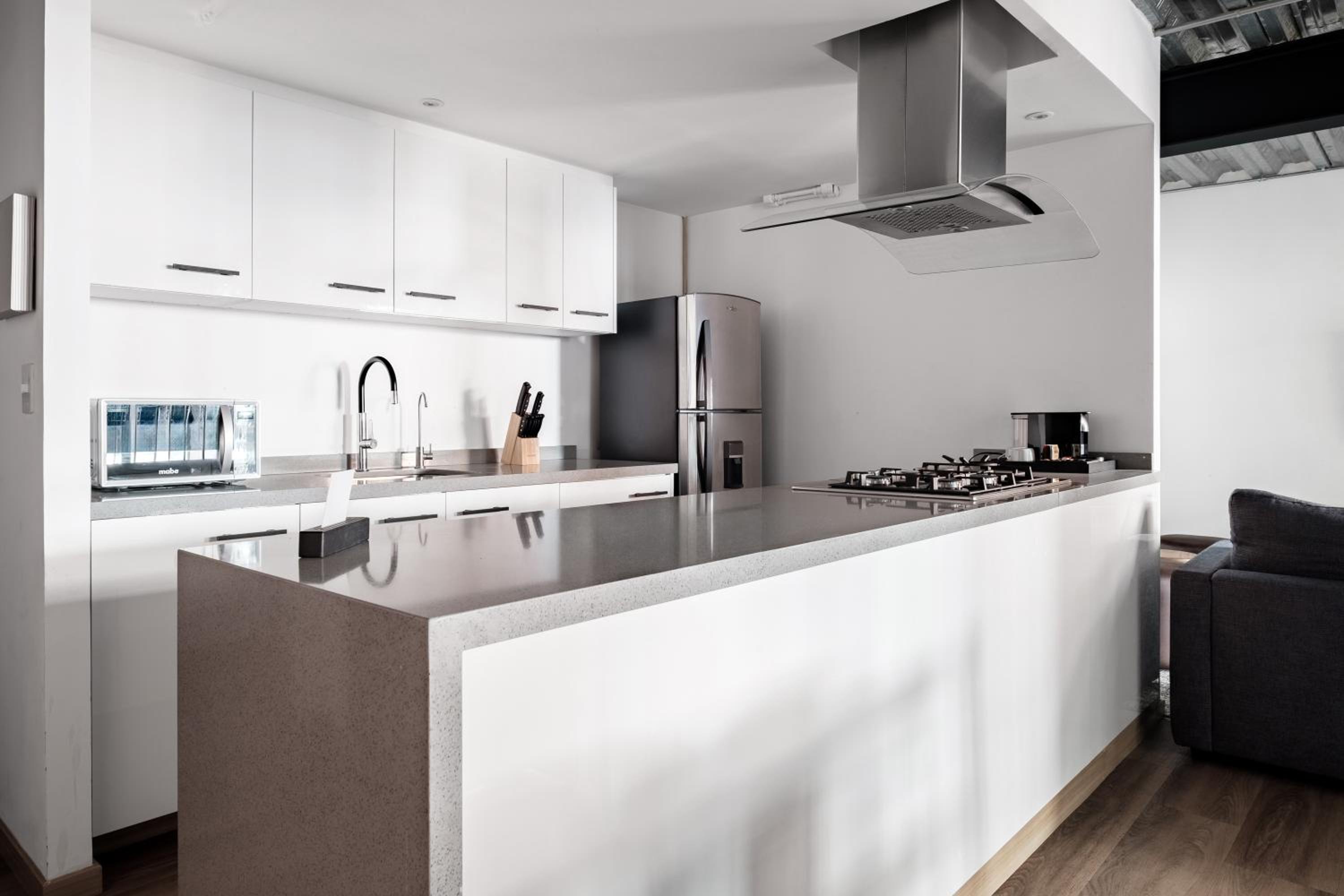 Two-Bedroom Apartment - Photo 19