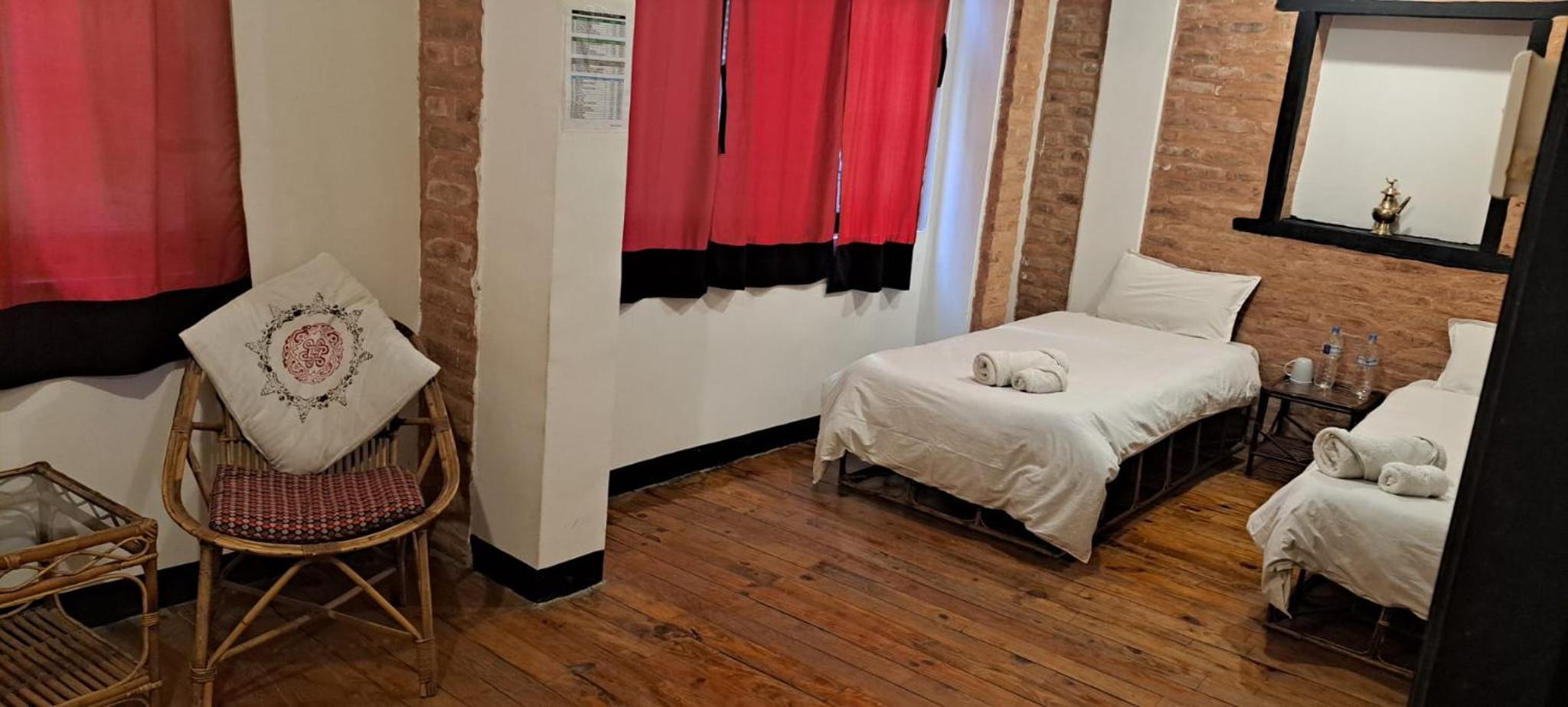Deluxe Double or Twin Room photo 3