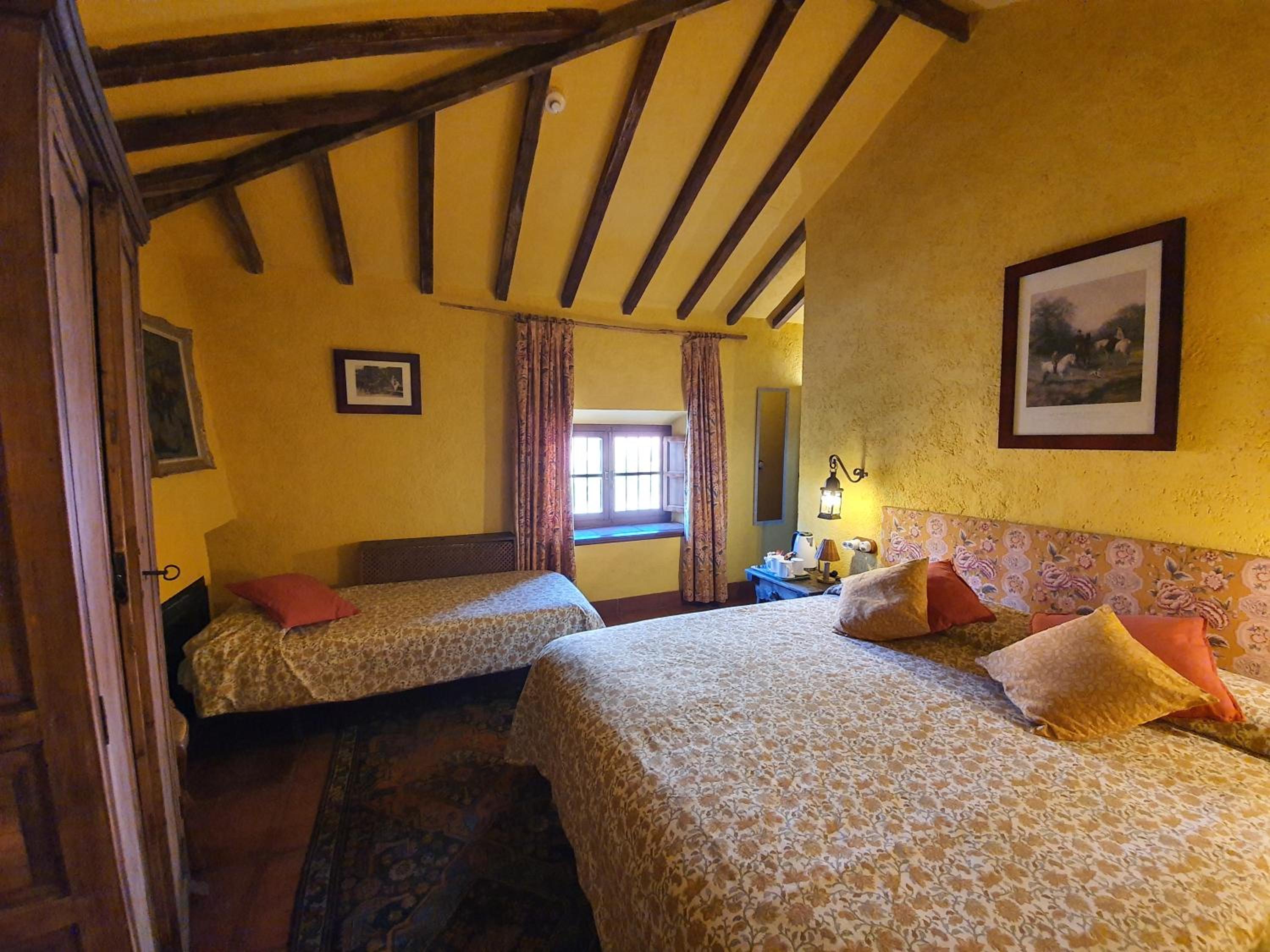 Habitación Doble Deluxe con Vista al Castillo