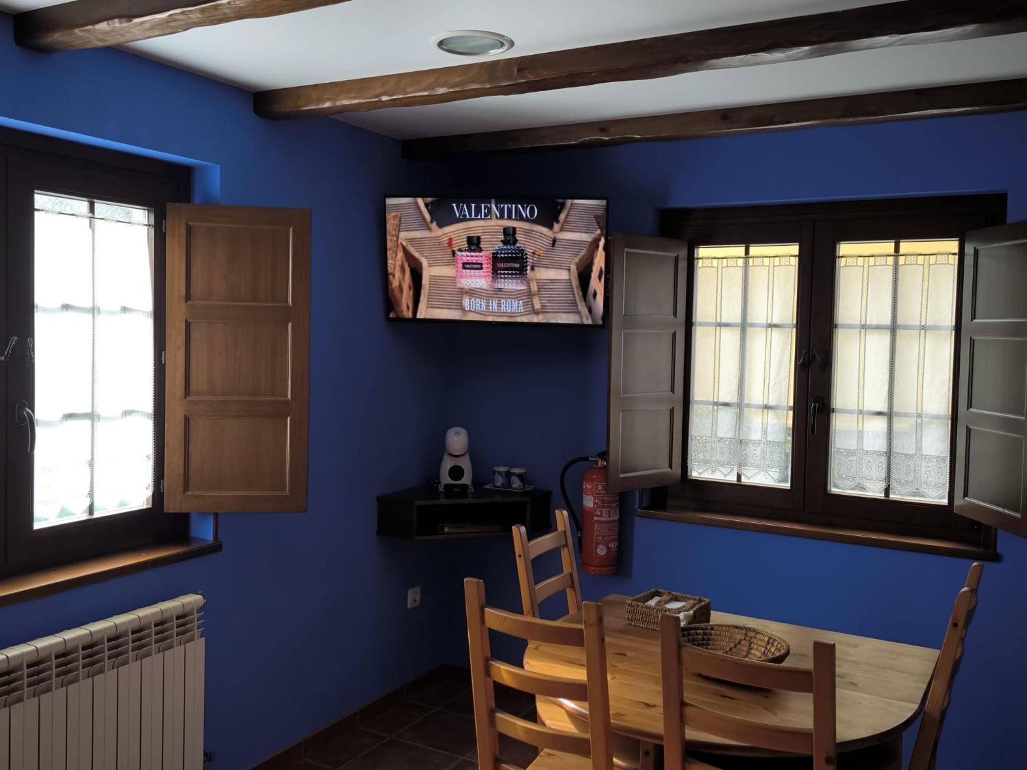 Two-Bedroom Apartment with Terrace and Sea View photo 2