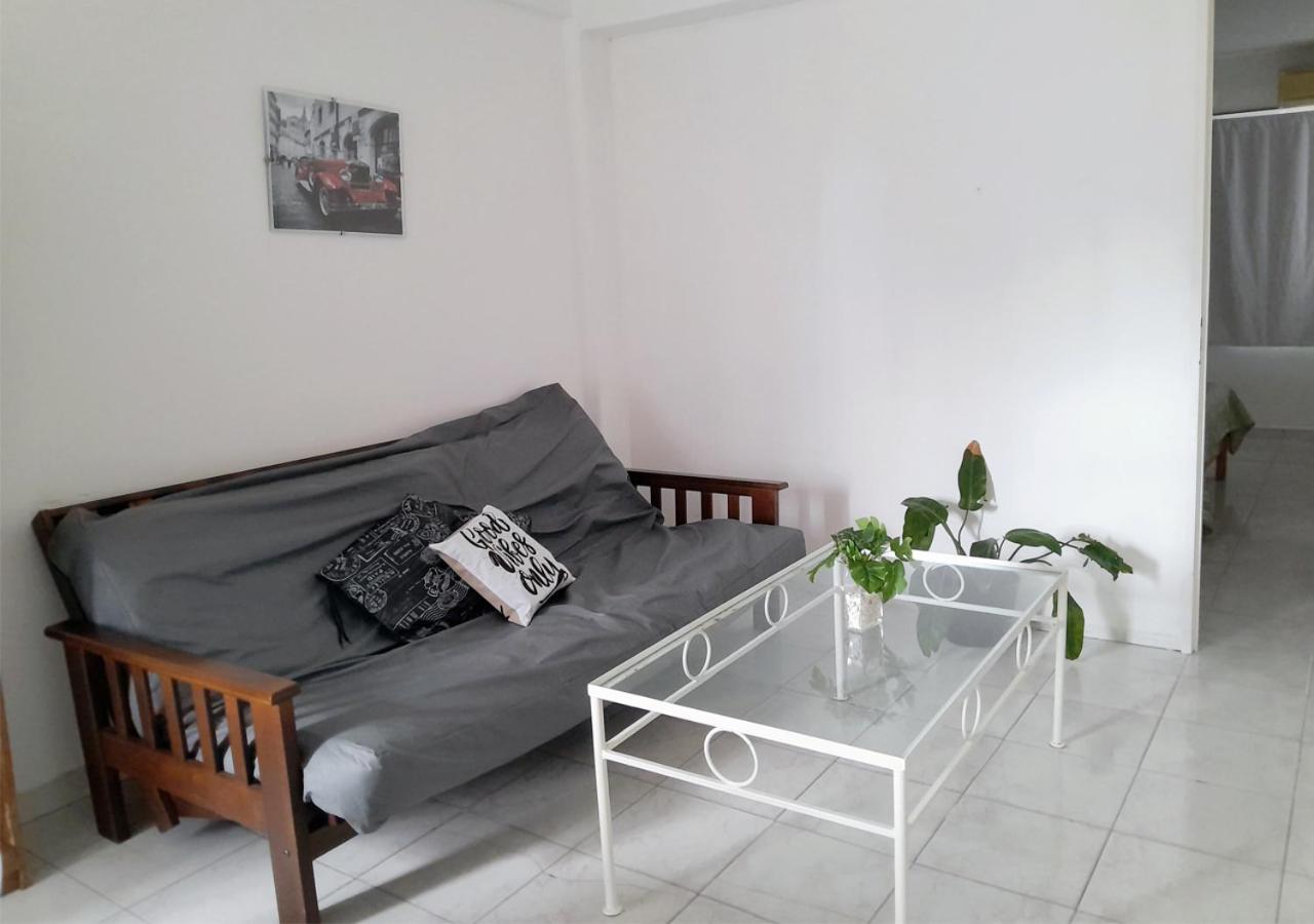 One-Bedroom Apartment photo 3