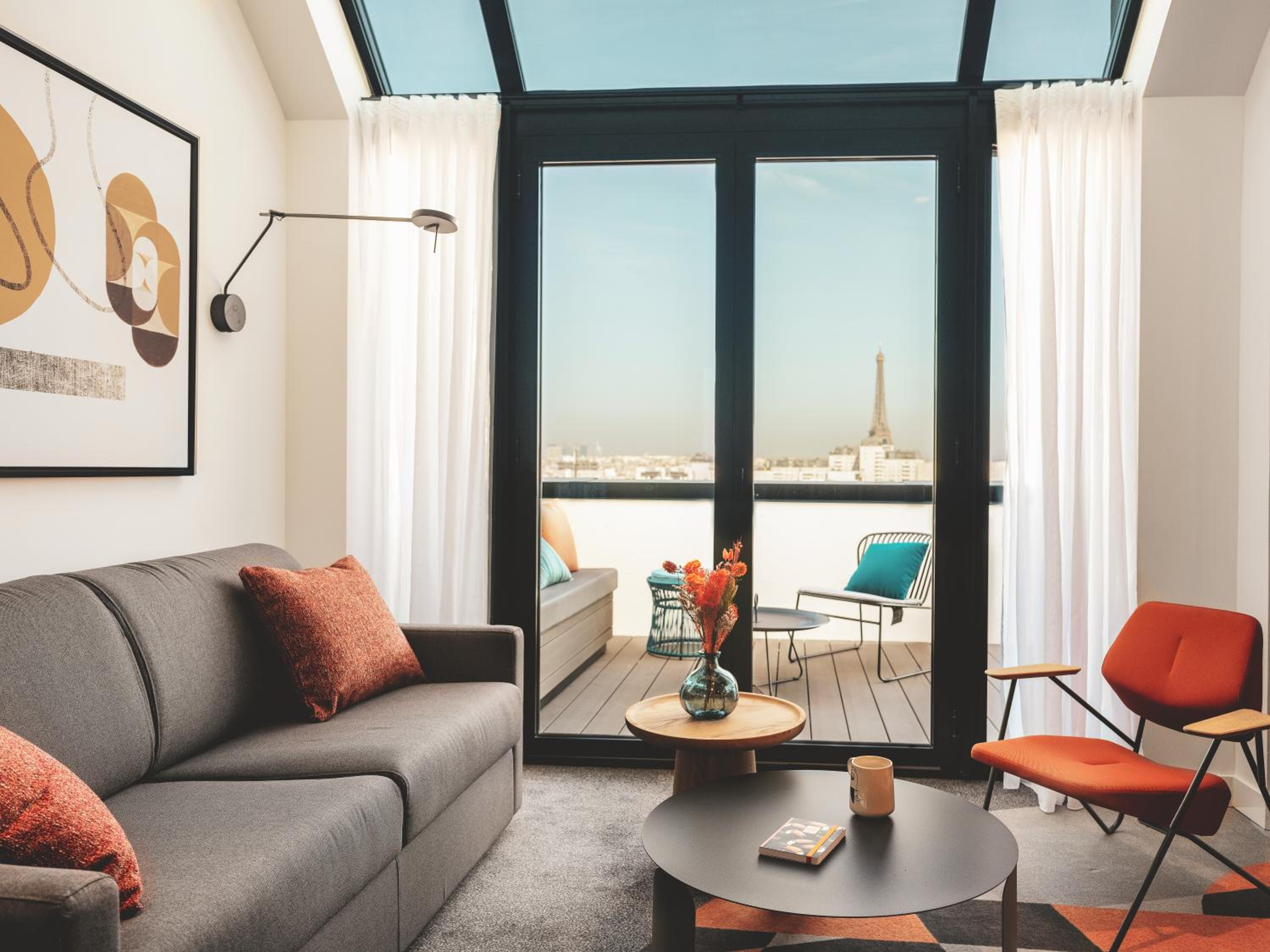 Superior Suite, One Double Bed, View of Eiffel To wer