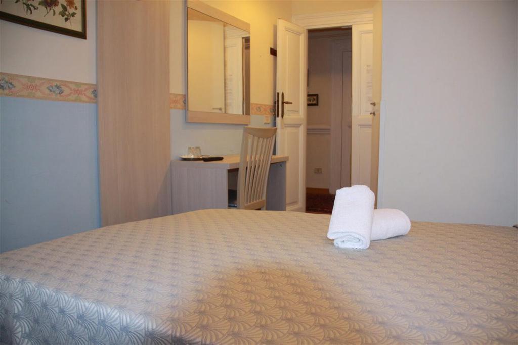 Single Room with Private Bathroom