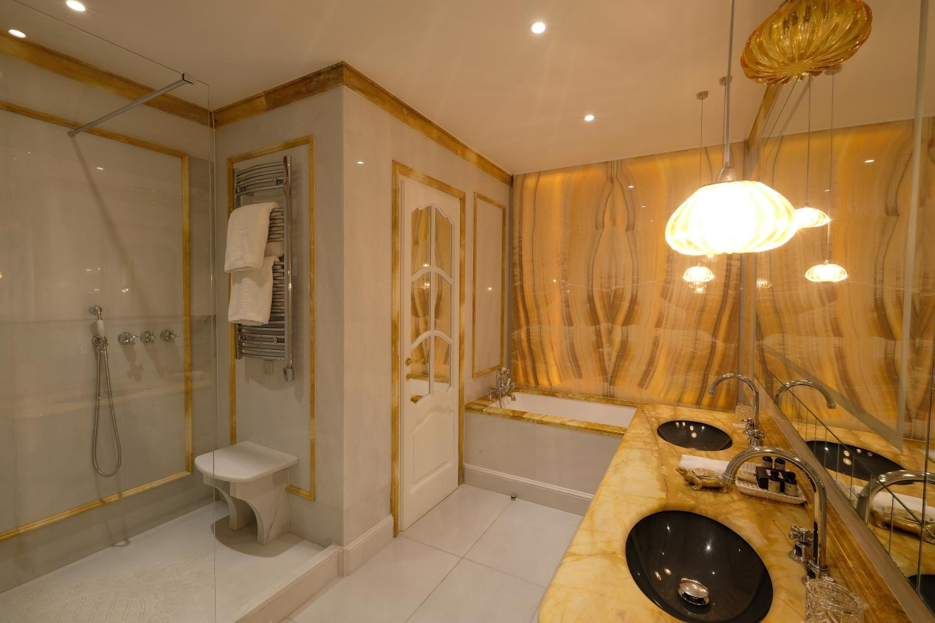 Junior Suite with Terrace