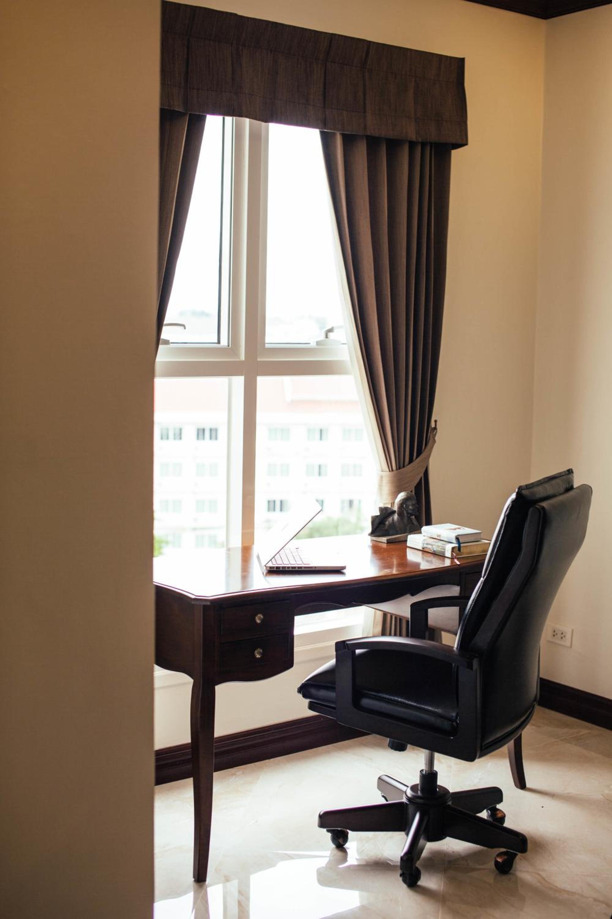 Executive Room photo 1