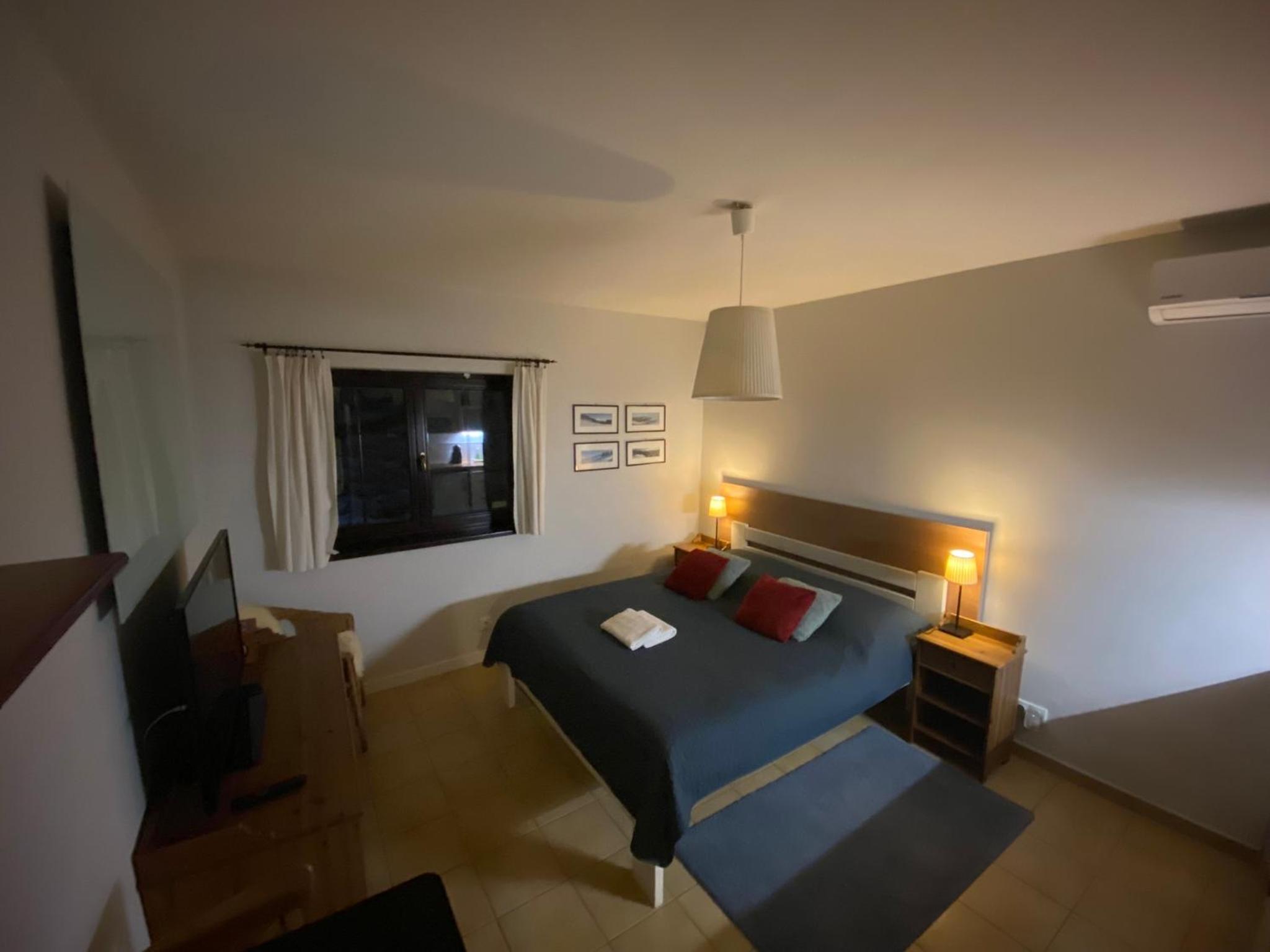 Studio Apartment - Photo 24