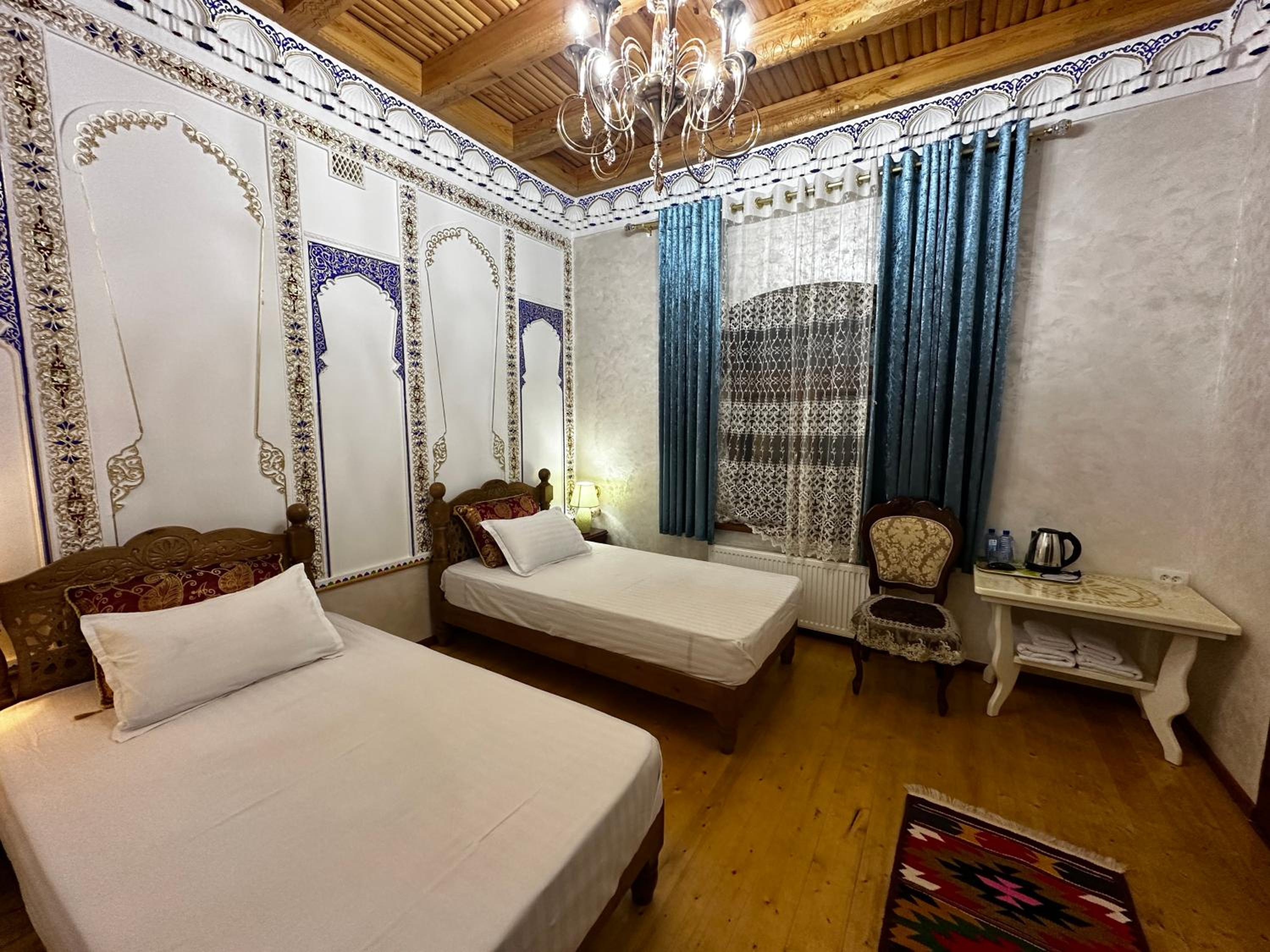 Twin Room With Private Bathroom photo 2