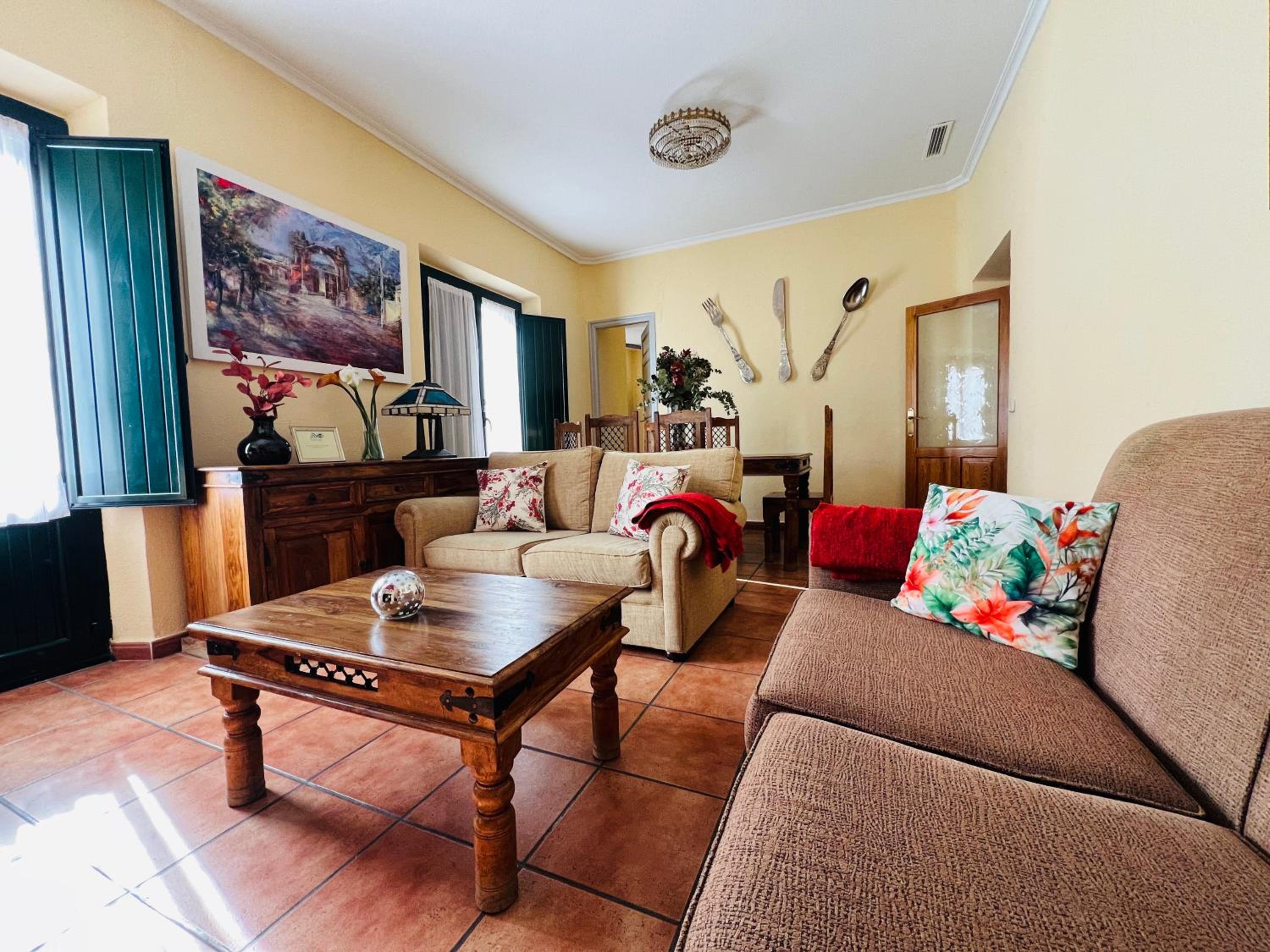 Three-Bedroom Apartment - Photo 22