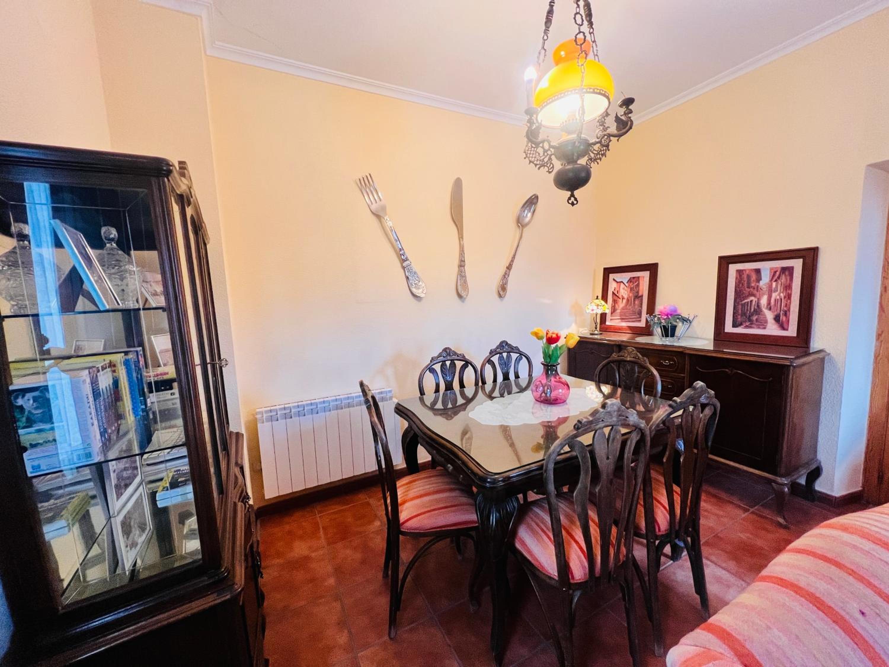 Apartment with Terrace - Photo 22