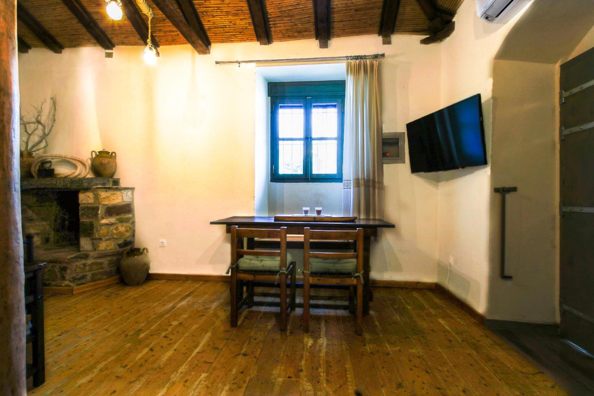 One-Bedroom House photo 3