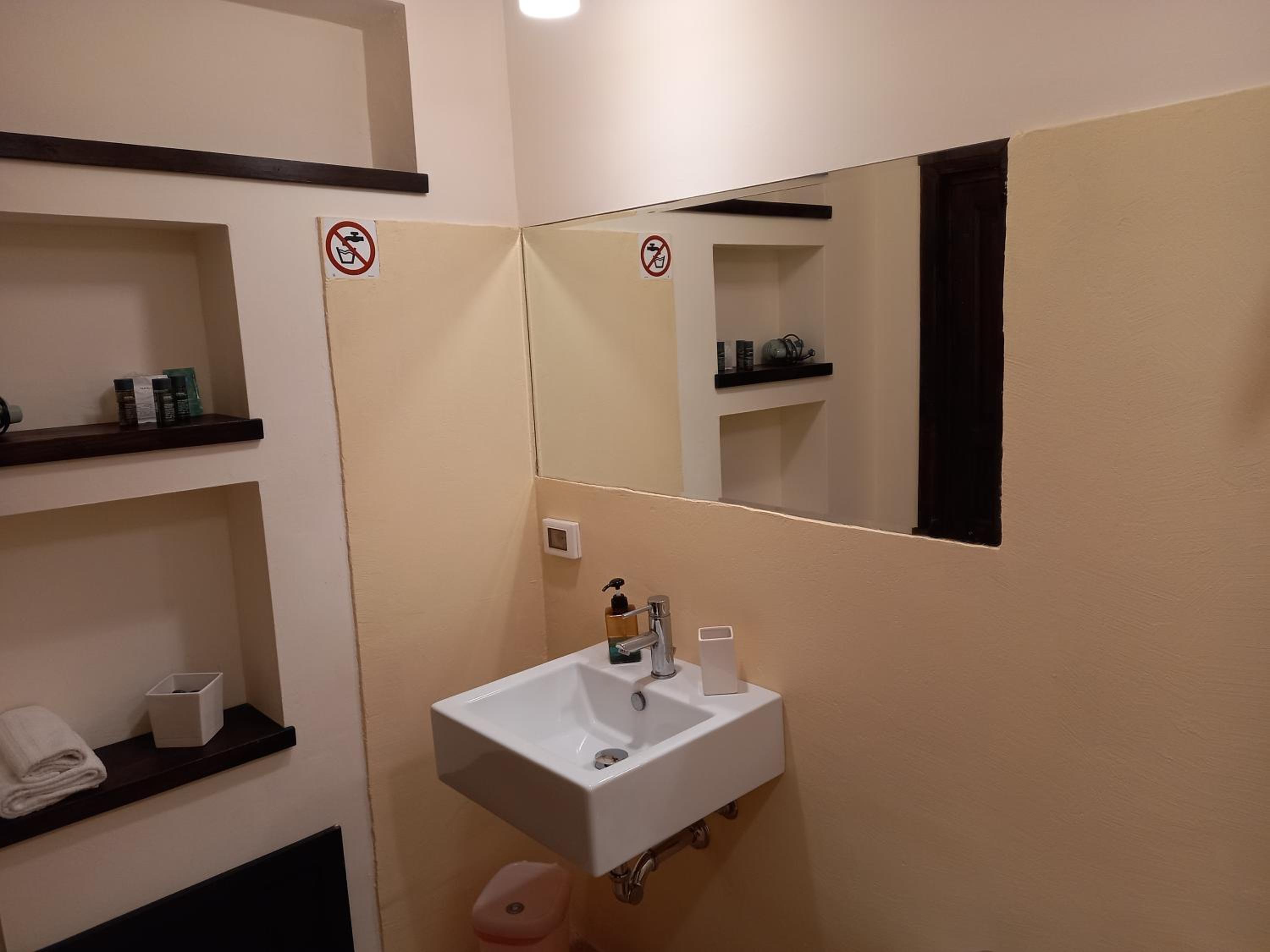 Standard Triple Room photo 3