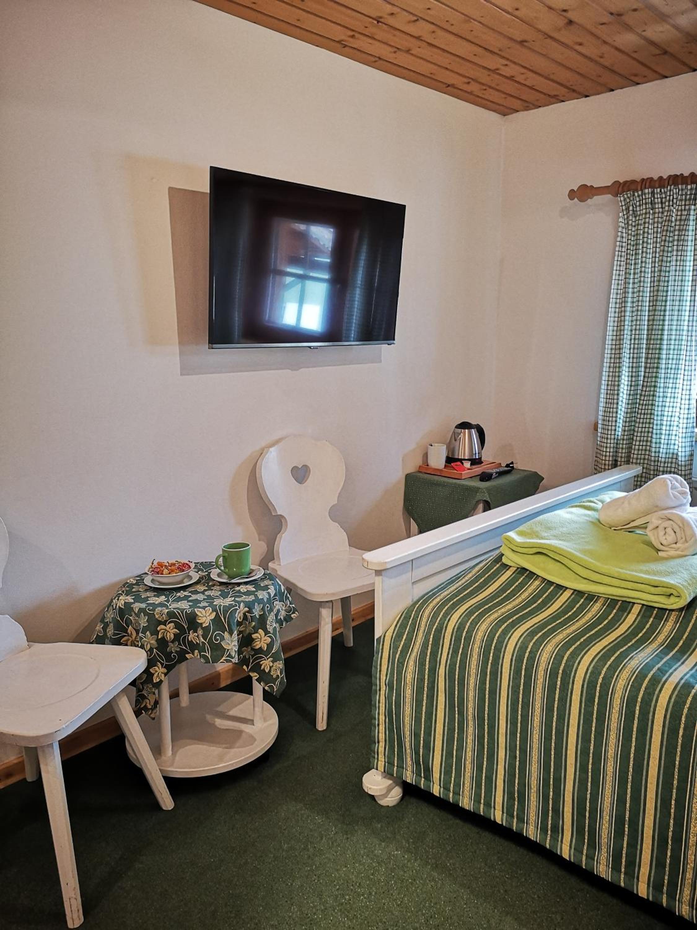 Single Room photo 2