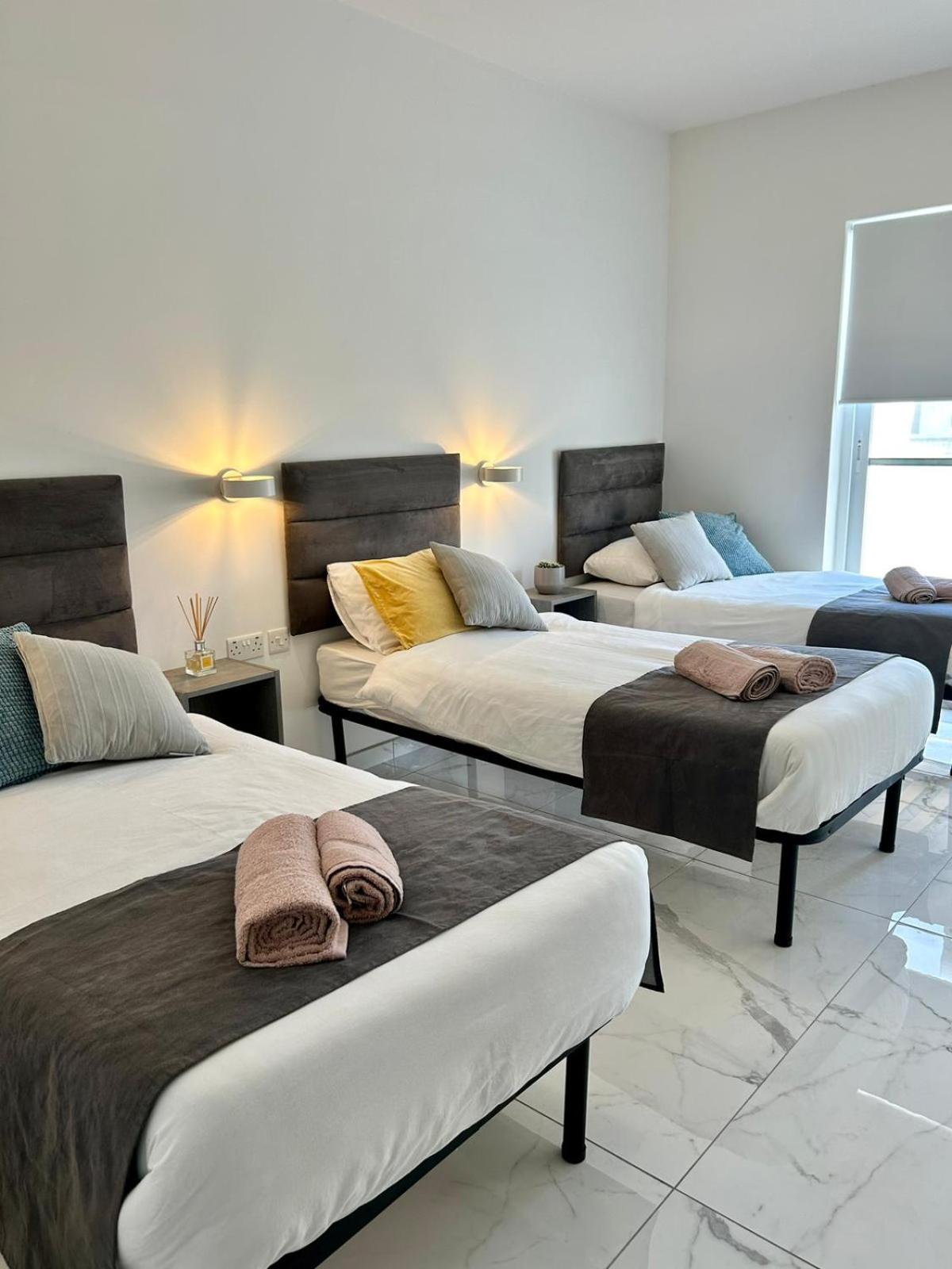 Penthouse Apartment photo 2