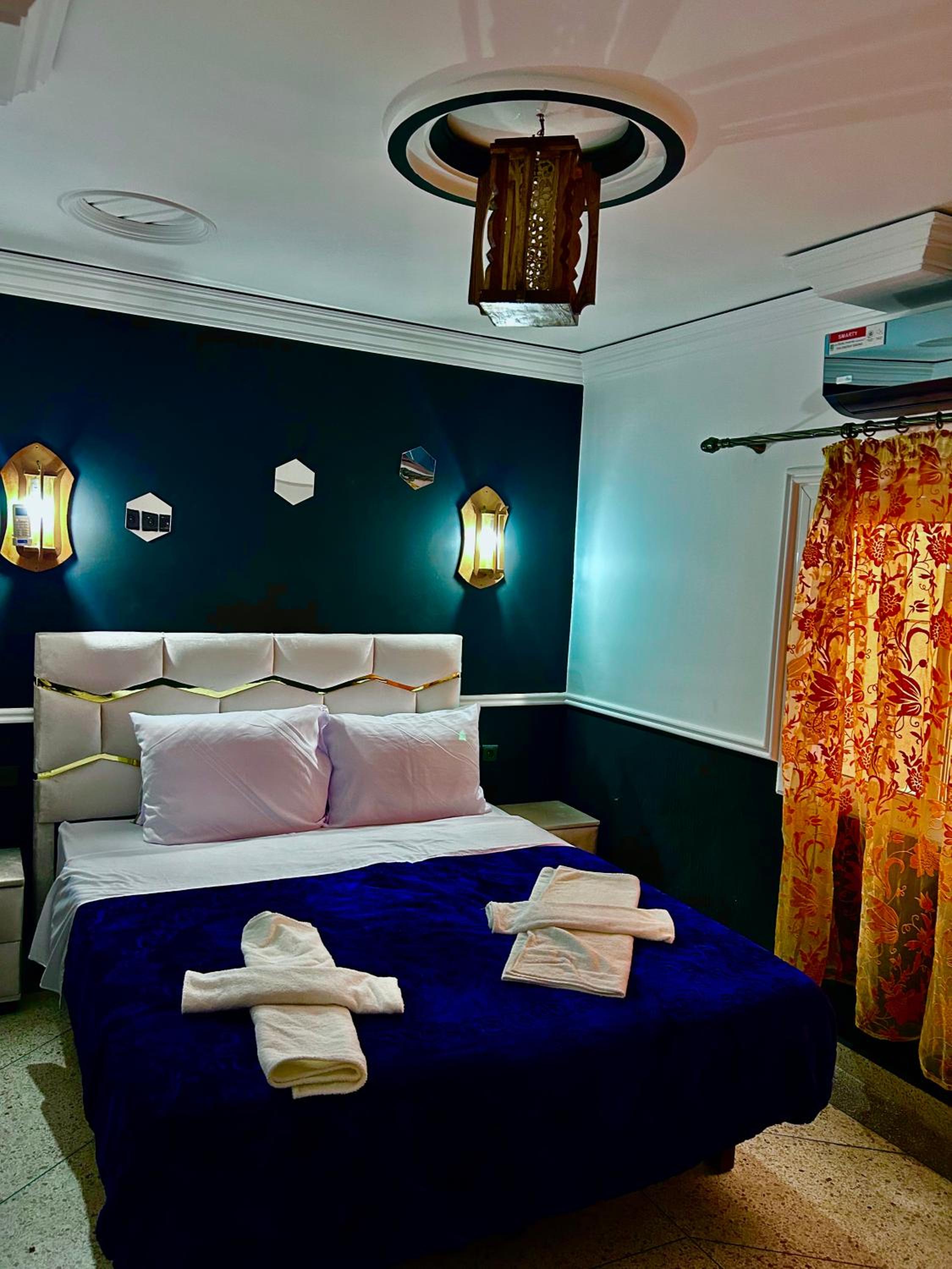 Deluxe Double Room with Shower
