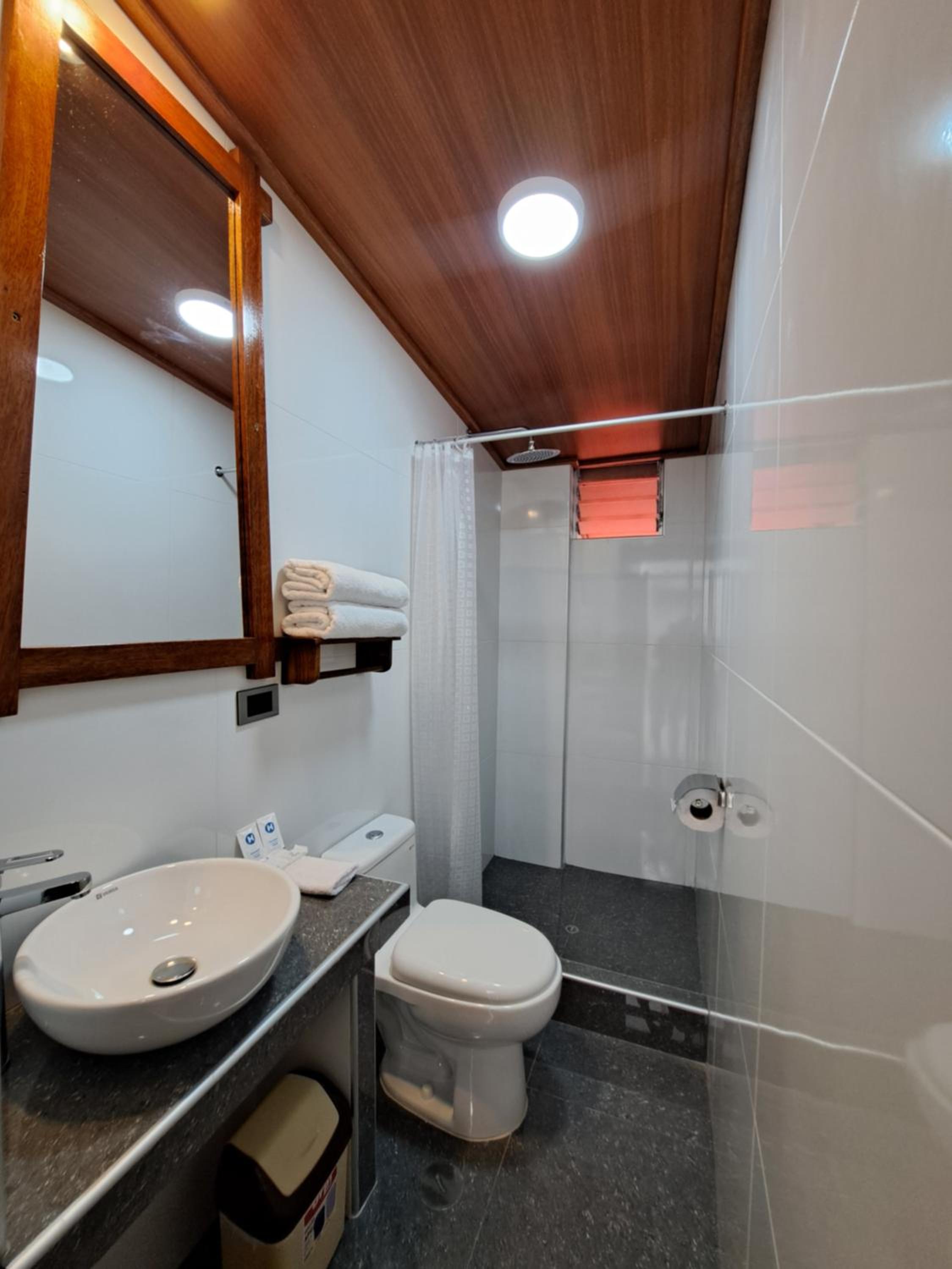 Twin Room with Balcony photo 2