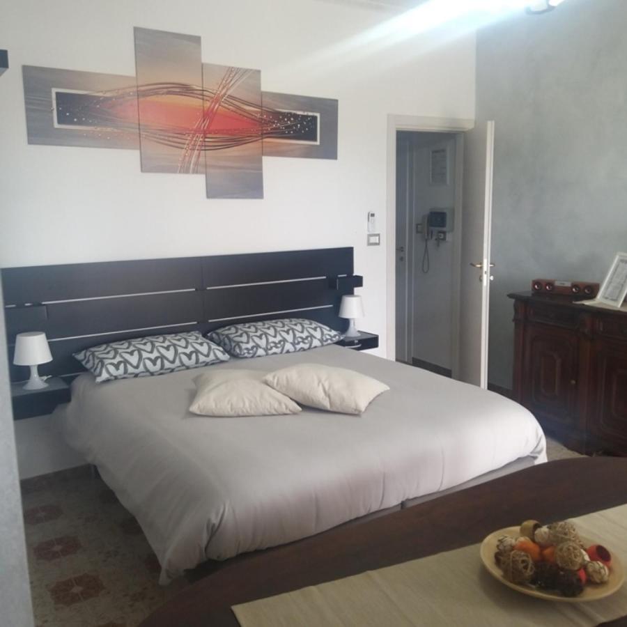 Apartment with Terrace photo 1