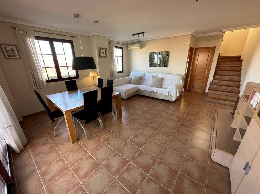 Four-Bedroom House photo 2