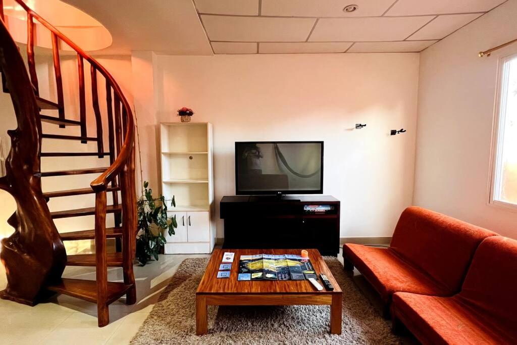 Three-Bedroom Apartment photo 3
