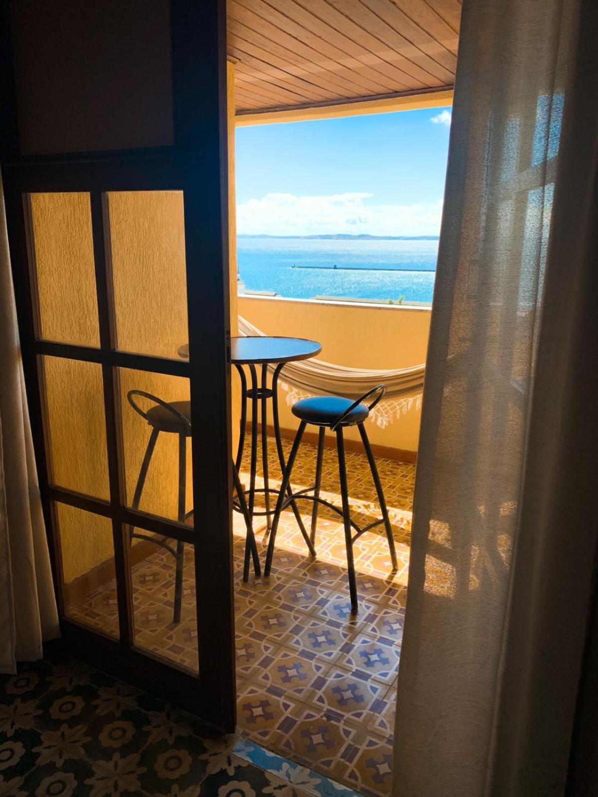 Double Room with Sea View - Photo 2