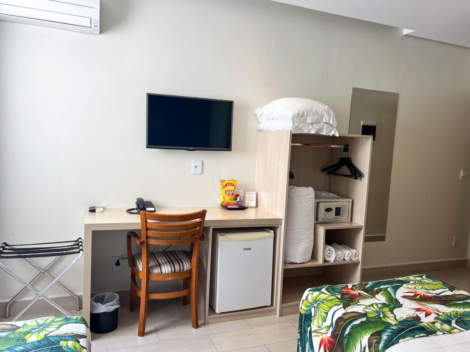 Double Room - Disability Access photo 2
